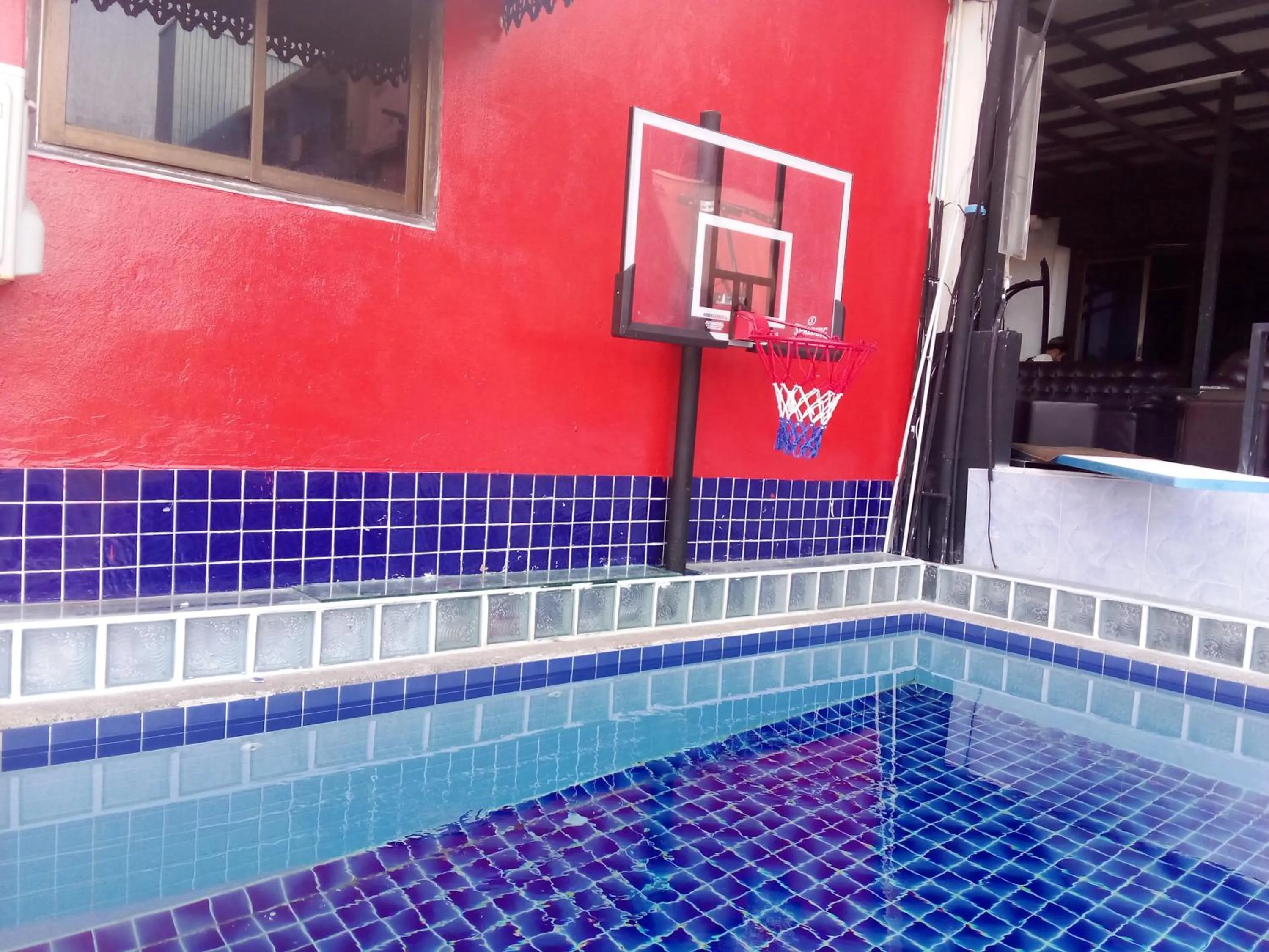 BEN & LEK GUESTHOUSE