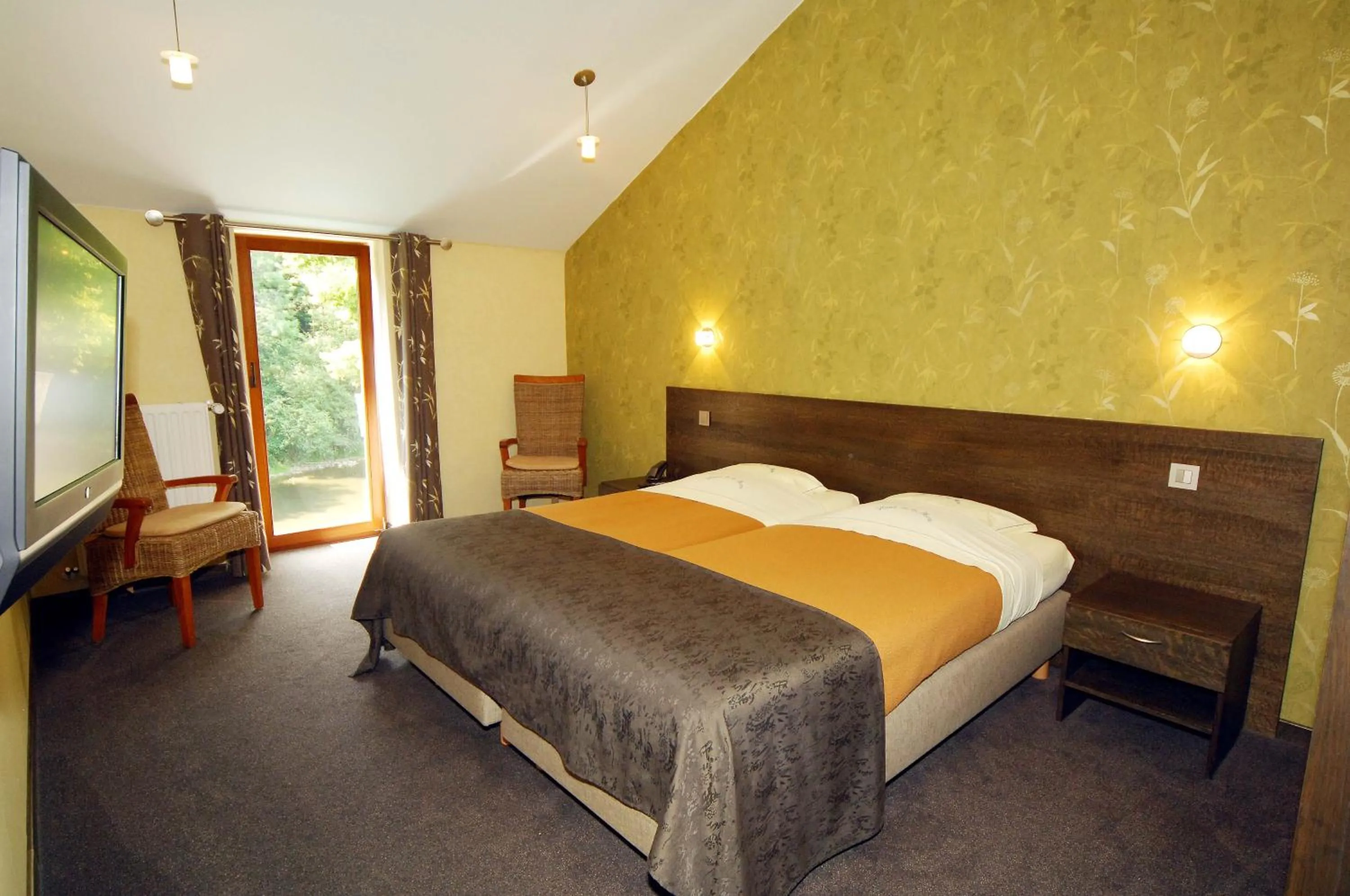 Bed in Hôtel/Restaurant à la Ferme