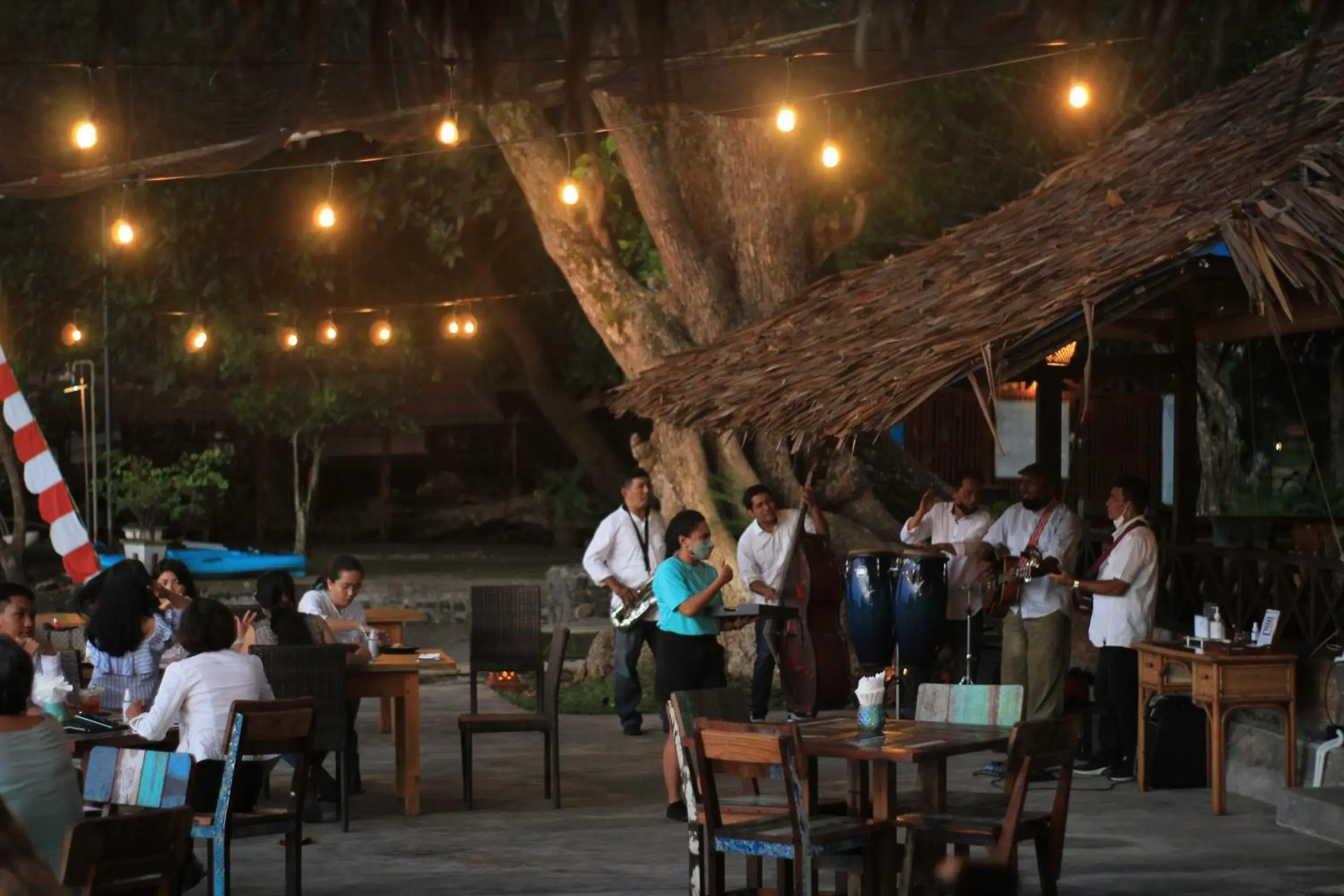 Dining area, Restaurant/Places to Eat in Murex Dive Resort