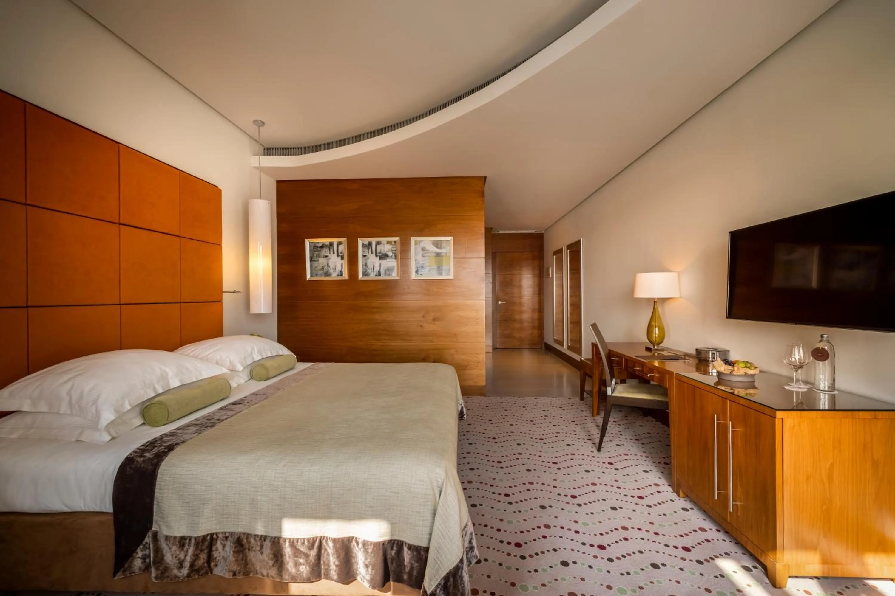 Bed in Monte Mulini Adults Exclusive Hotel by Maistra Collection