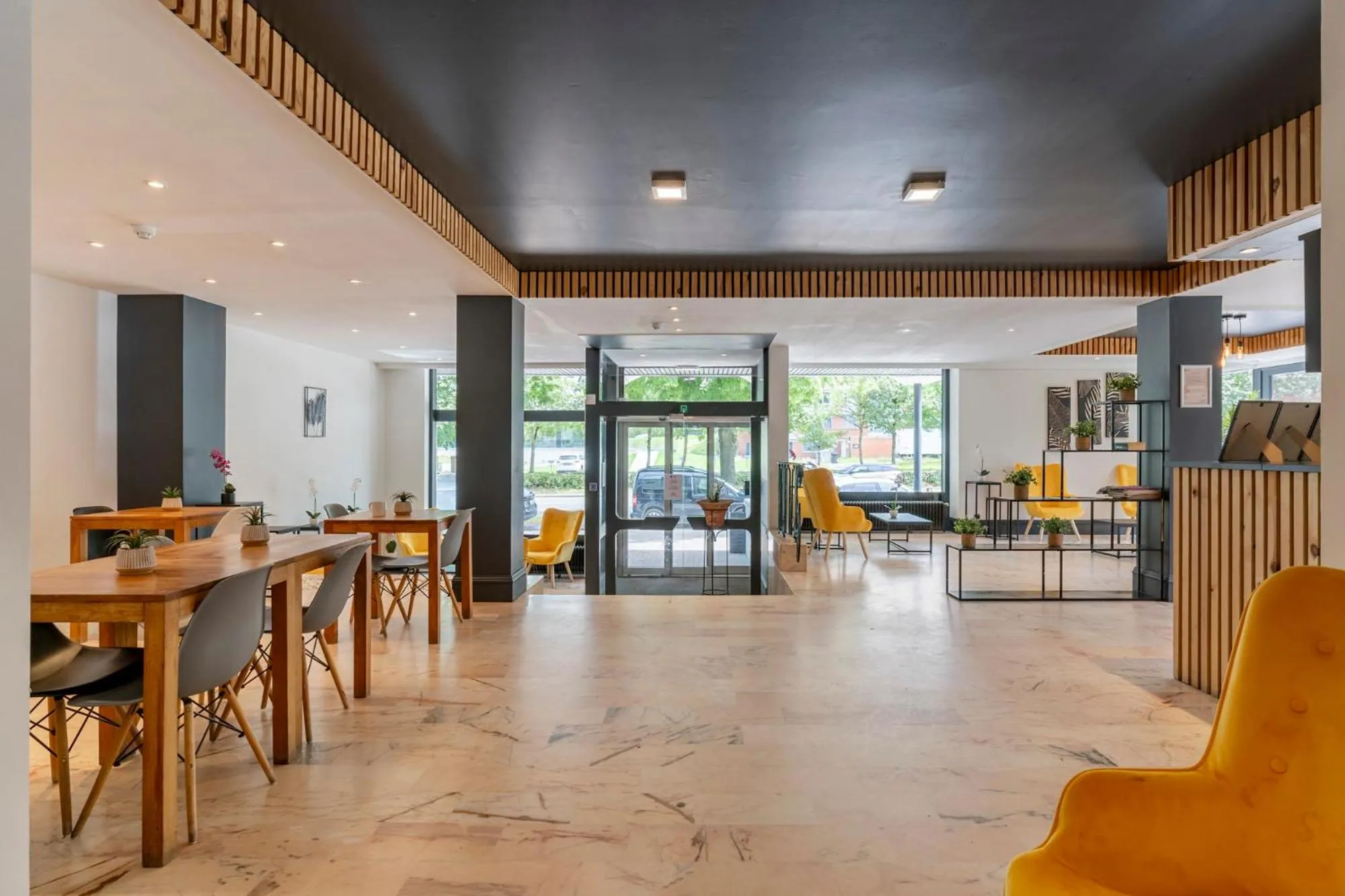 Lobby or reception in Sleep & Go Brussels South