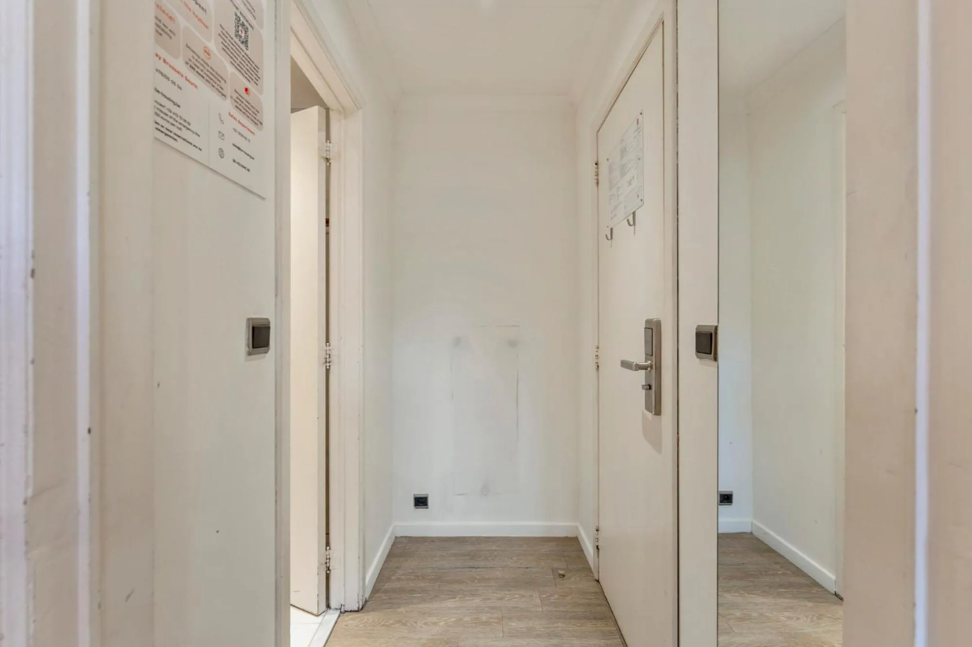 Bathroom in Sleep & Go Brussels South