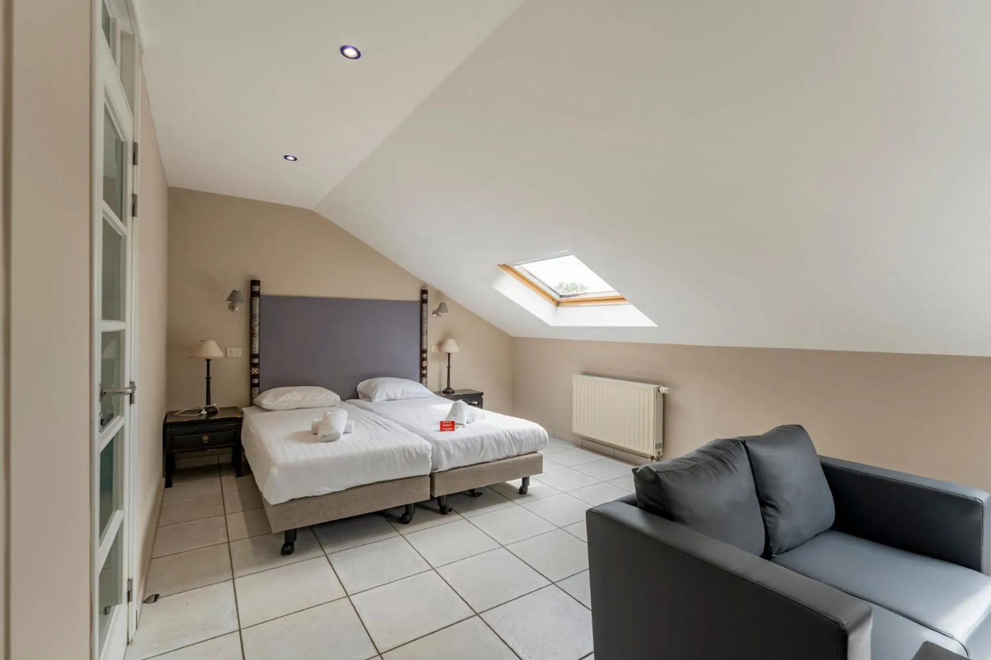 Bed in Sleep & Go Brussels South