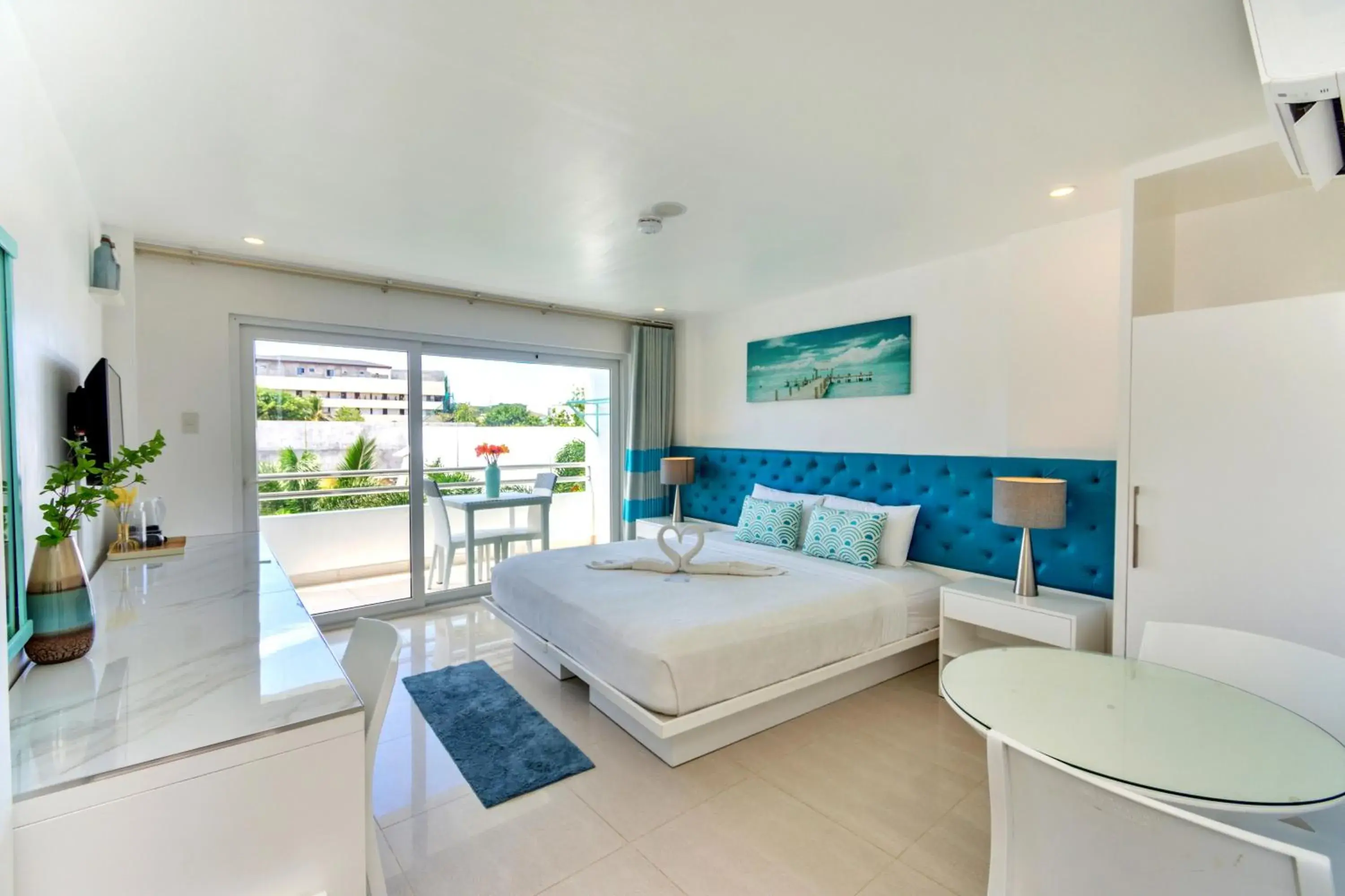 Photo of the whole room, Bed in Indila Boracay Photo of the whole room, Bed in Indila Boracay