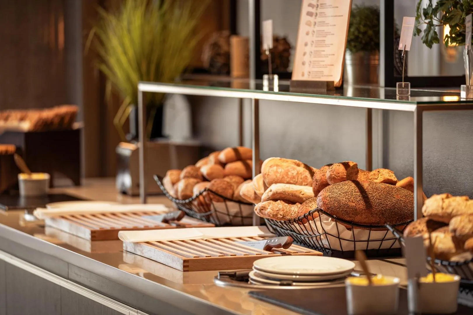 Breakfast in Comfort Hotel Bergen Airport