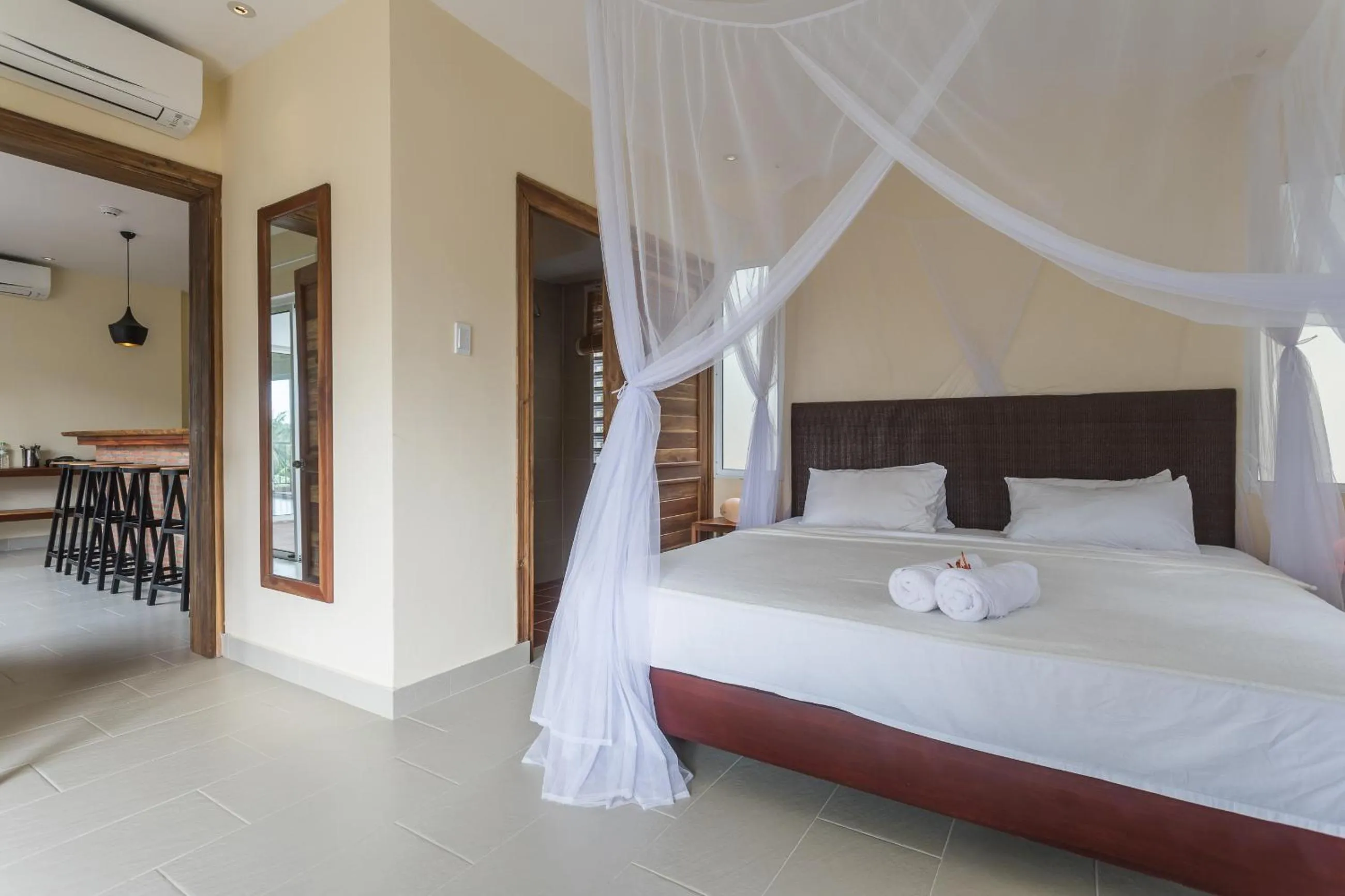 Seating area, Bed in Le Forest Resort