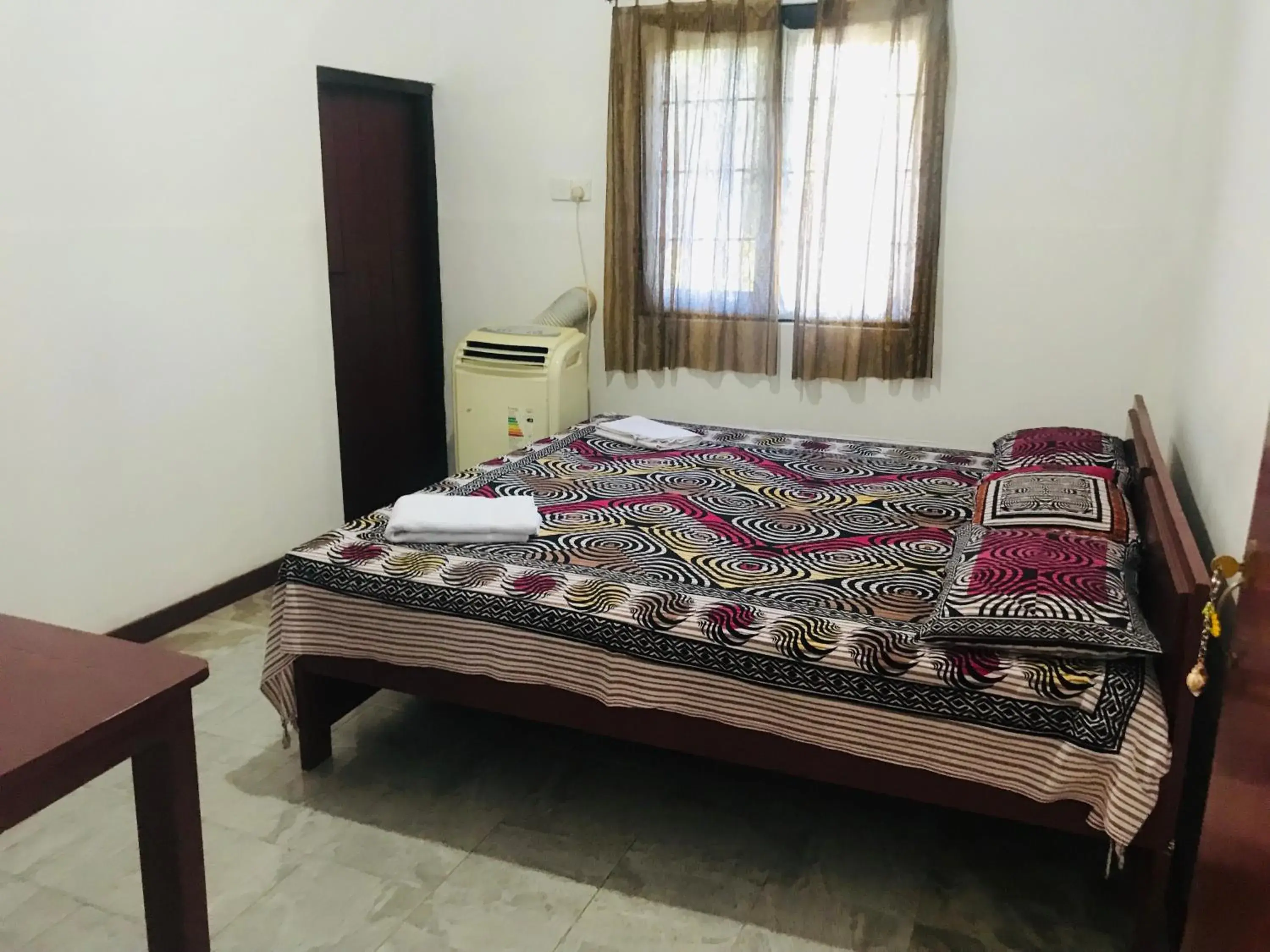 Budget Double Room in Anoleth Budget Double Room in Anoleth
