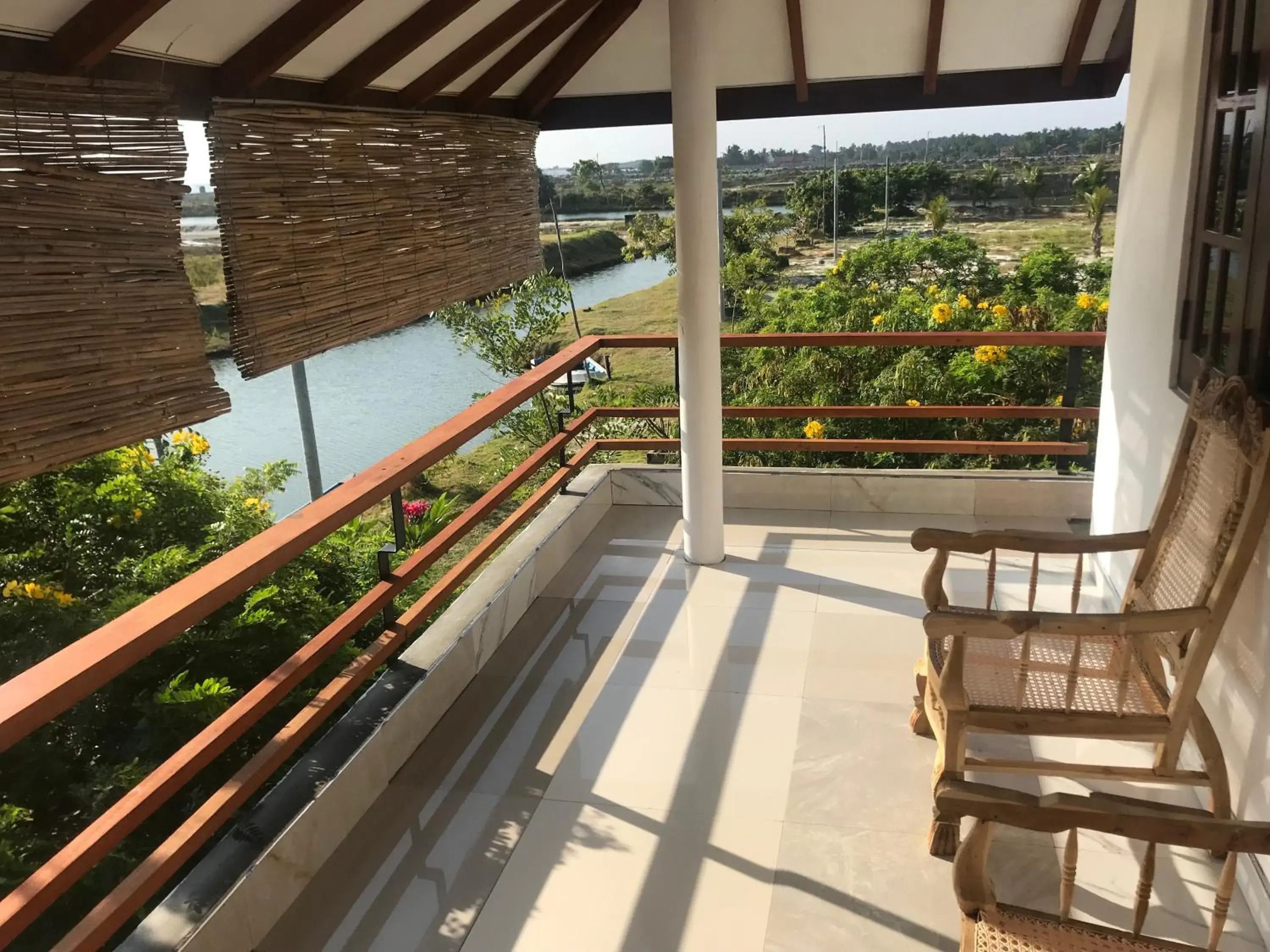 Deluxe Double or Twin Room with Lake View in Anoleth Deluxe Double or Twin Room with Lake View in Anoleth