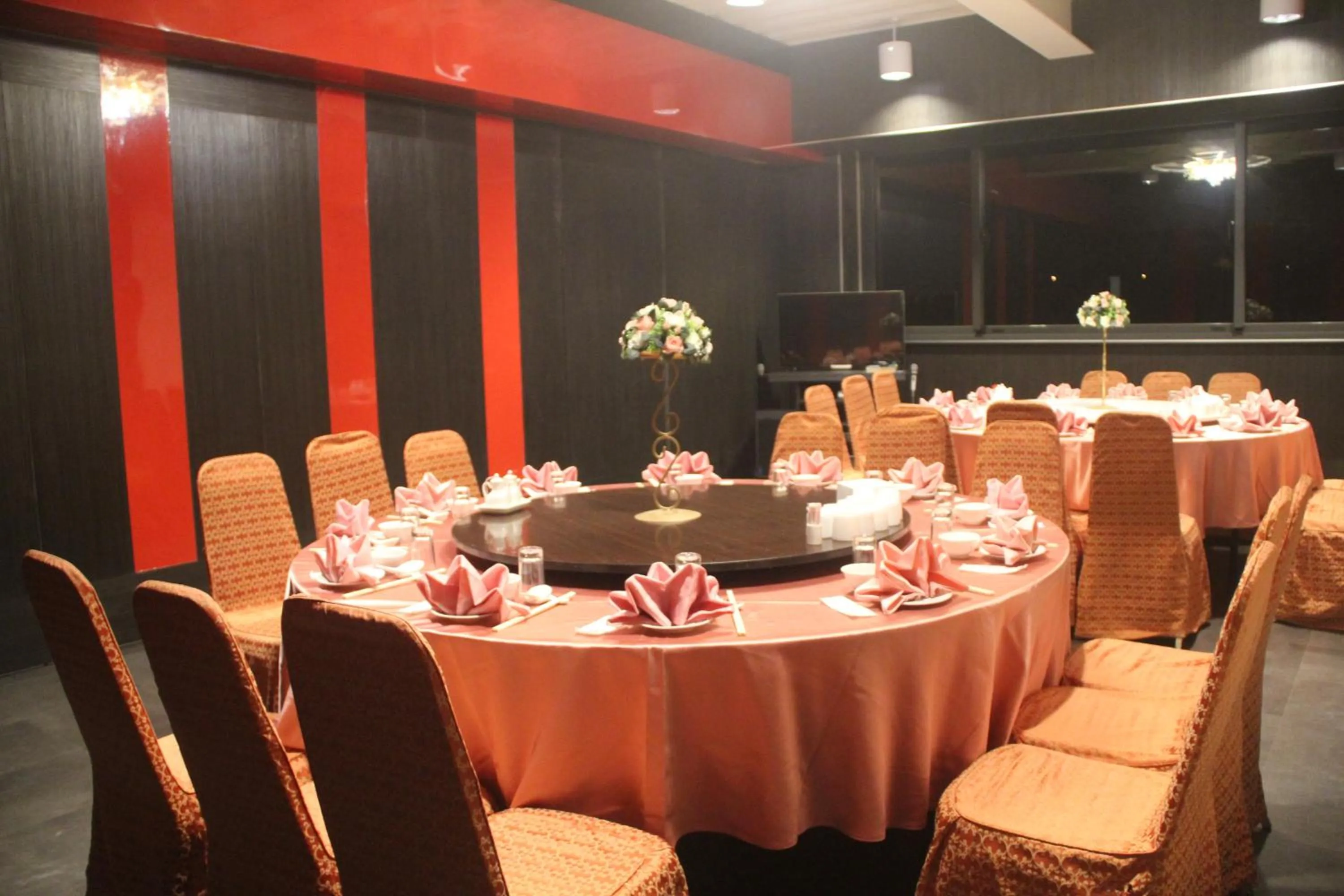 Banquet/Function facilities, Restaurant/Places to Eat in Starry Inns