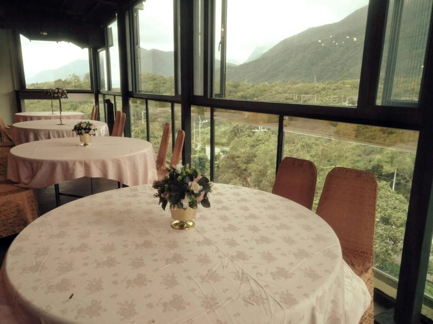 Breakfast, Restaurant/Places to Eat in Starry Inns