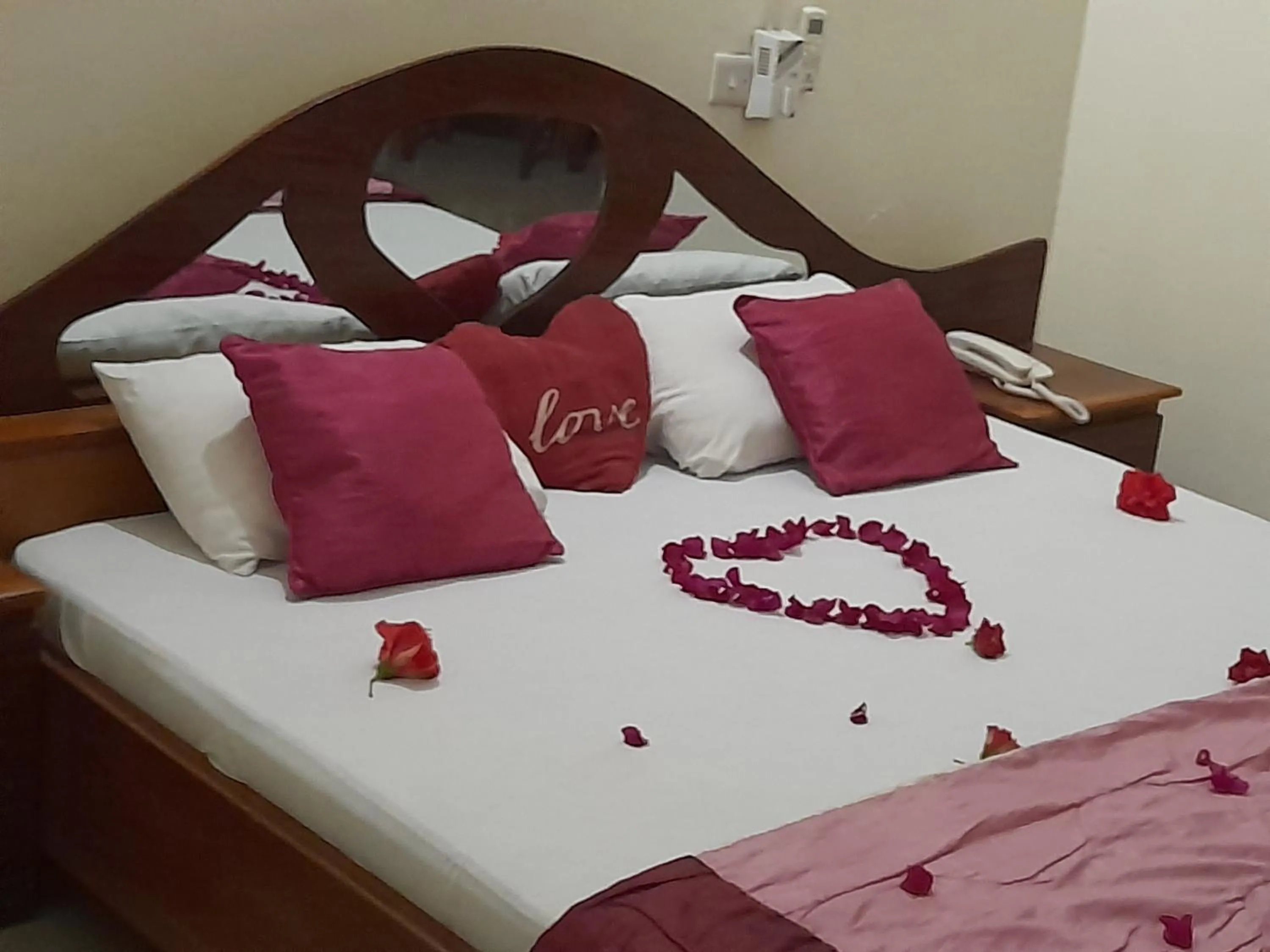 Bed in Paradise Ocean Resort