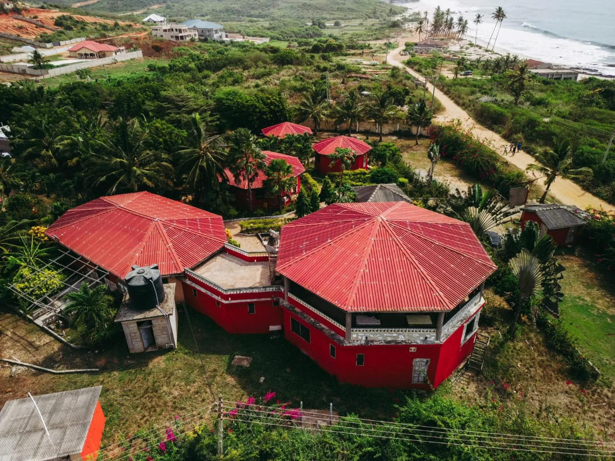 Property building in Paradise Ocean Resort