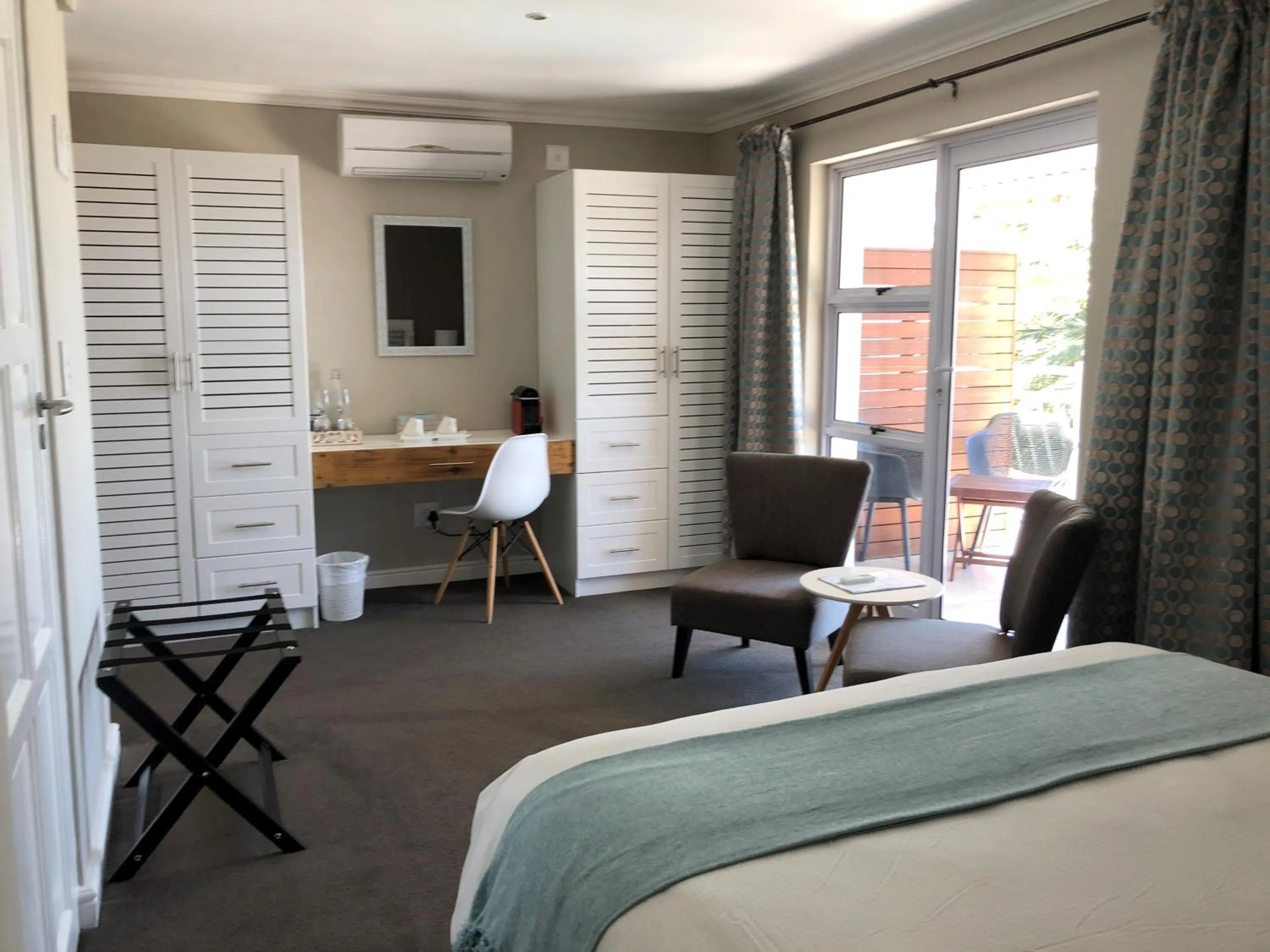 Photo of the whole room, Bed in Bloemenzee Boutique B&B