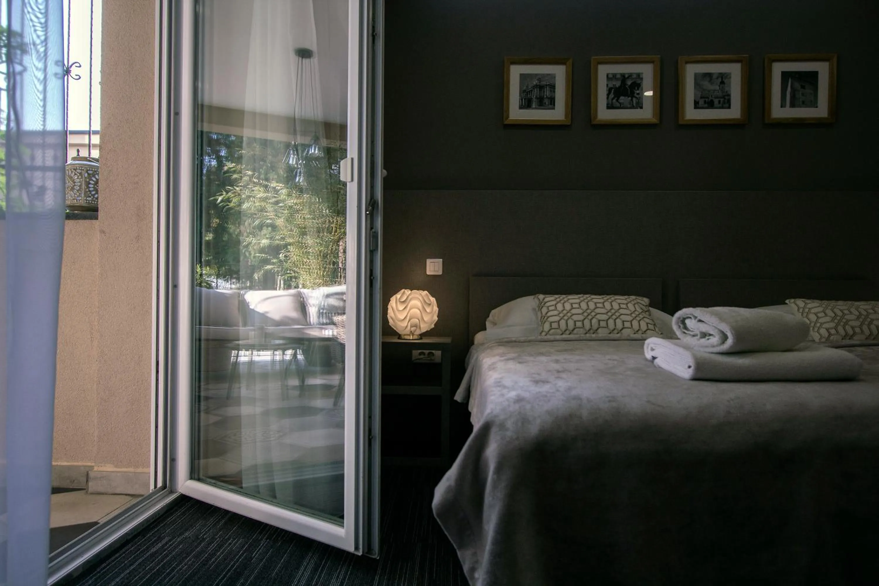 Bed in Sundial Boutique Hotel