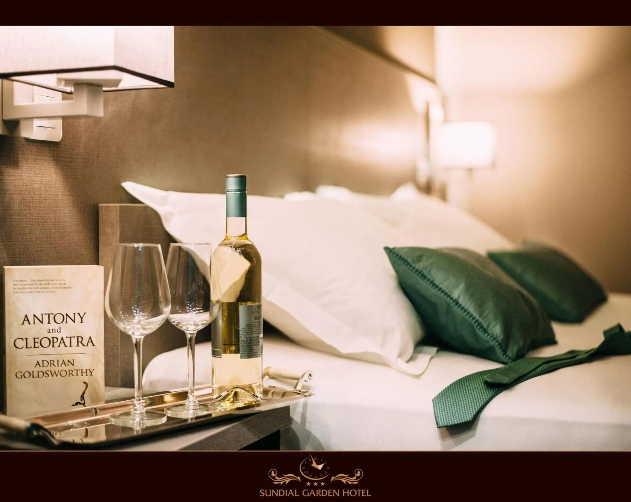 Bed in Sundial Boutique Hotel