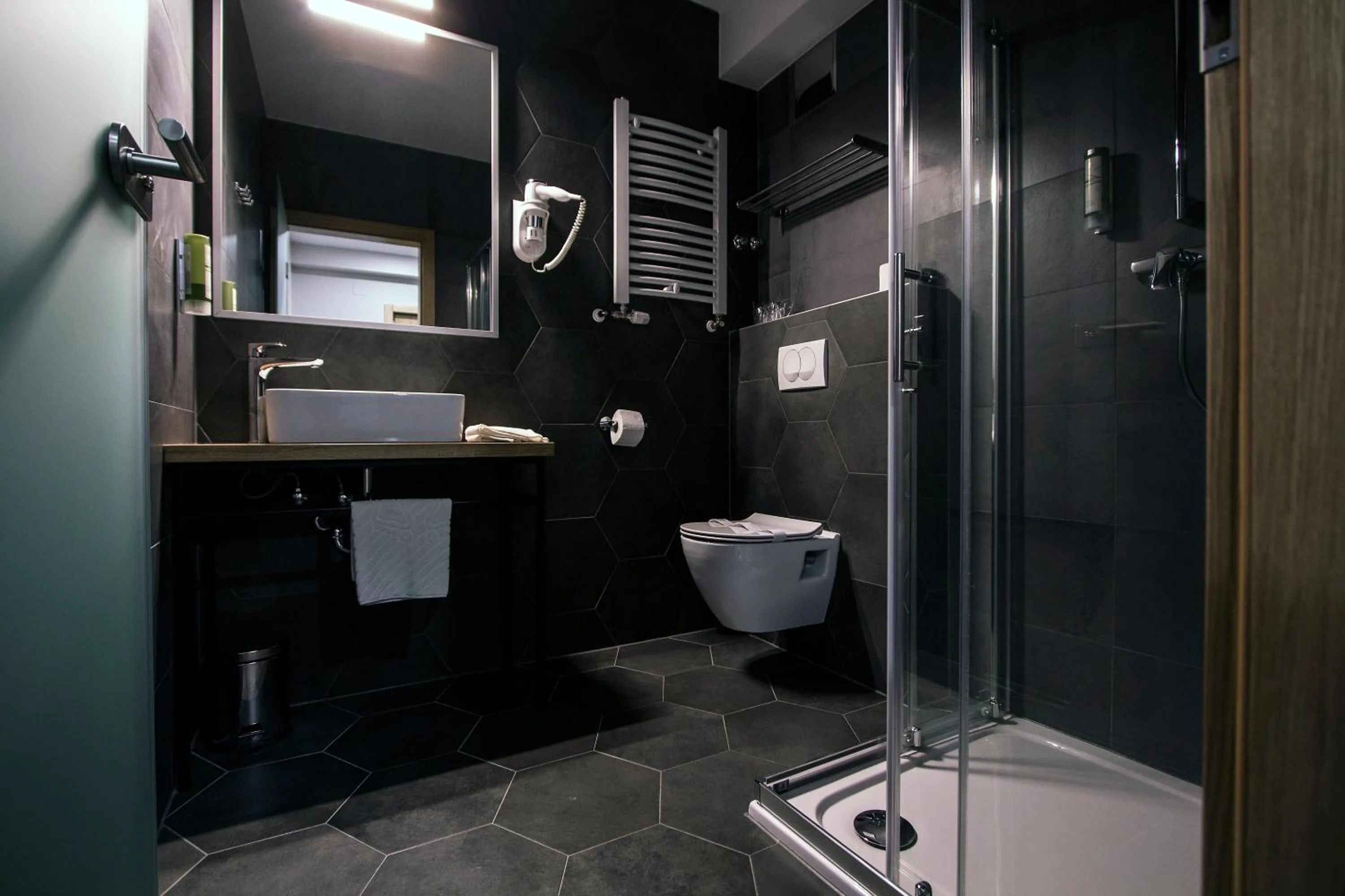 Toilet in Sundial Boutique Hotel