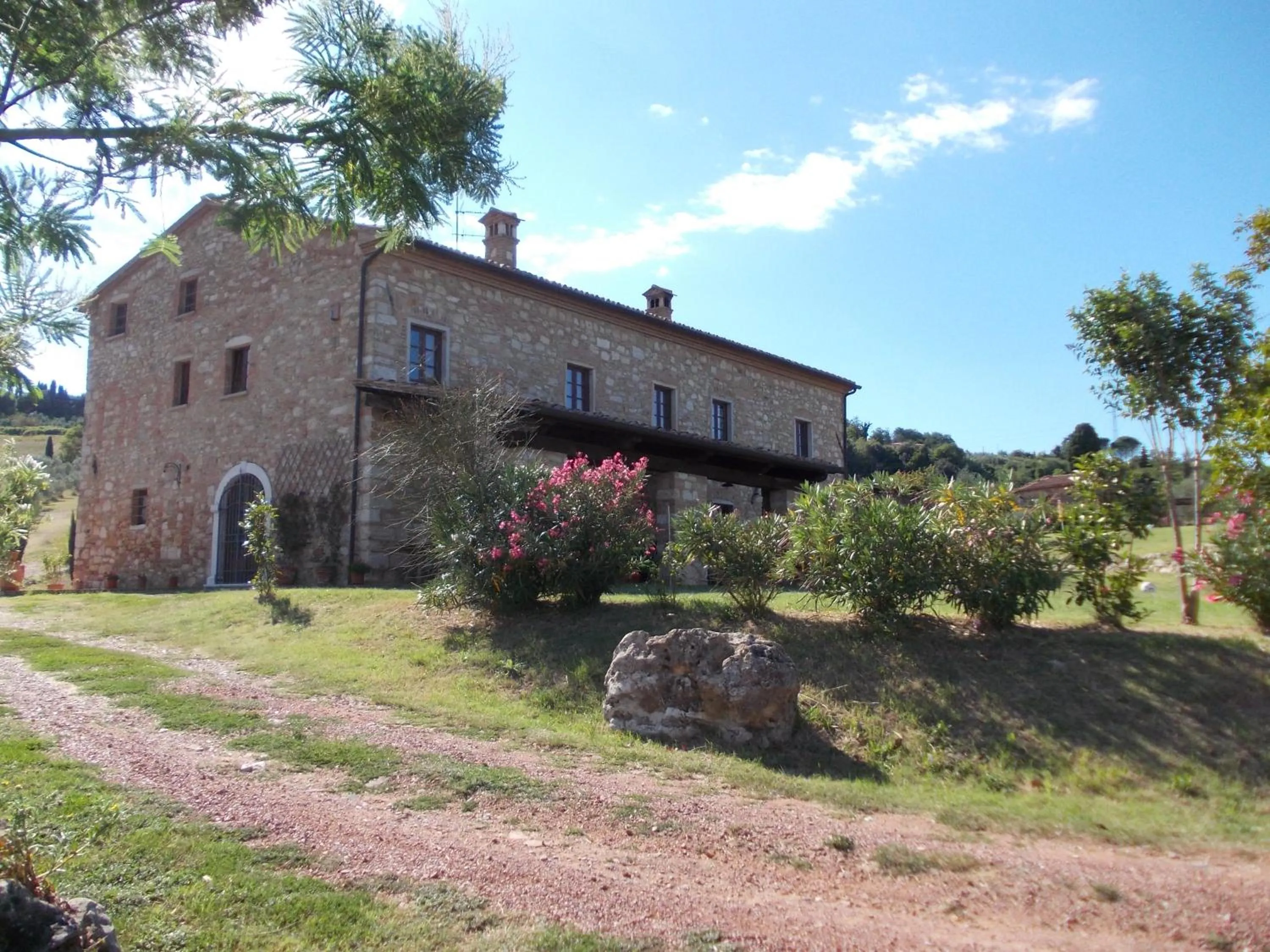 Property building in Le Pergoline B&B