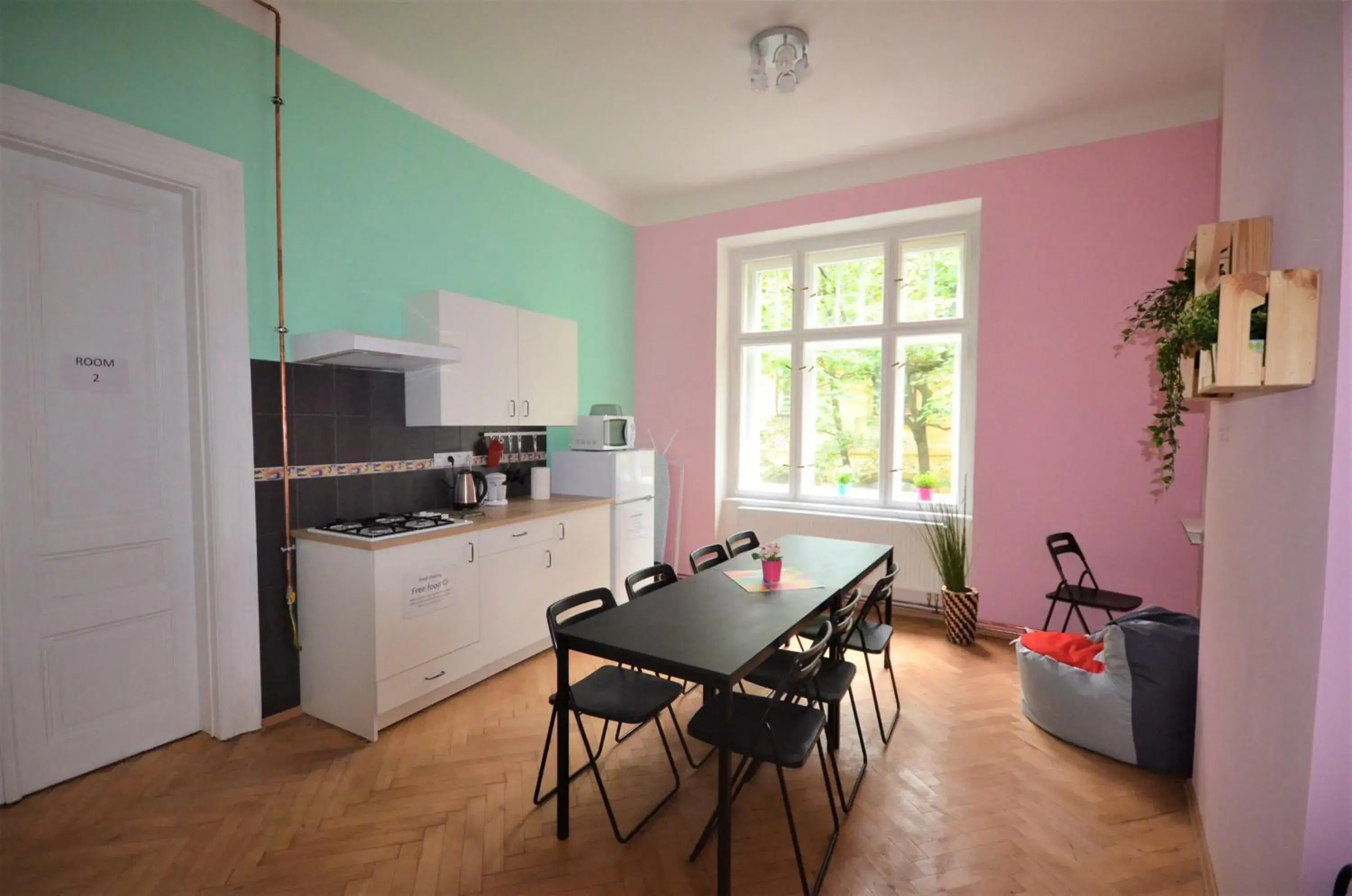 Twin Room with Shared Bathroom in Travel&Joy backpackers Twin Room with Shared Bathroom in Travel&Joy backpackers