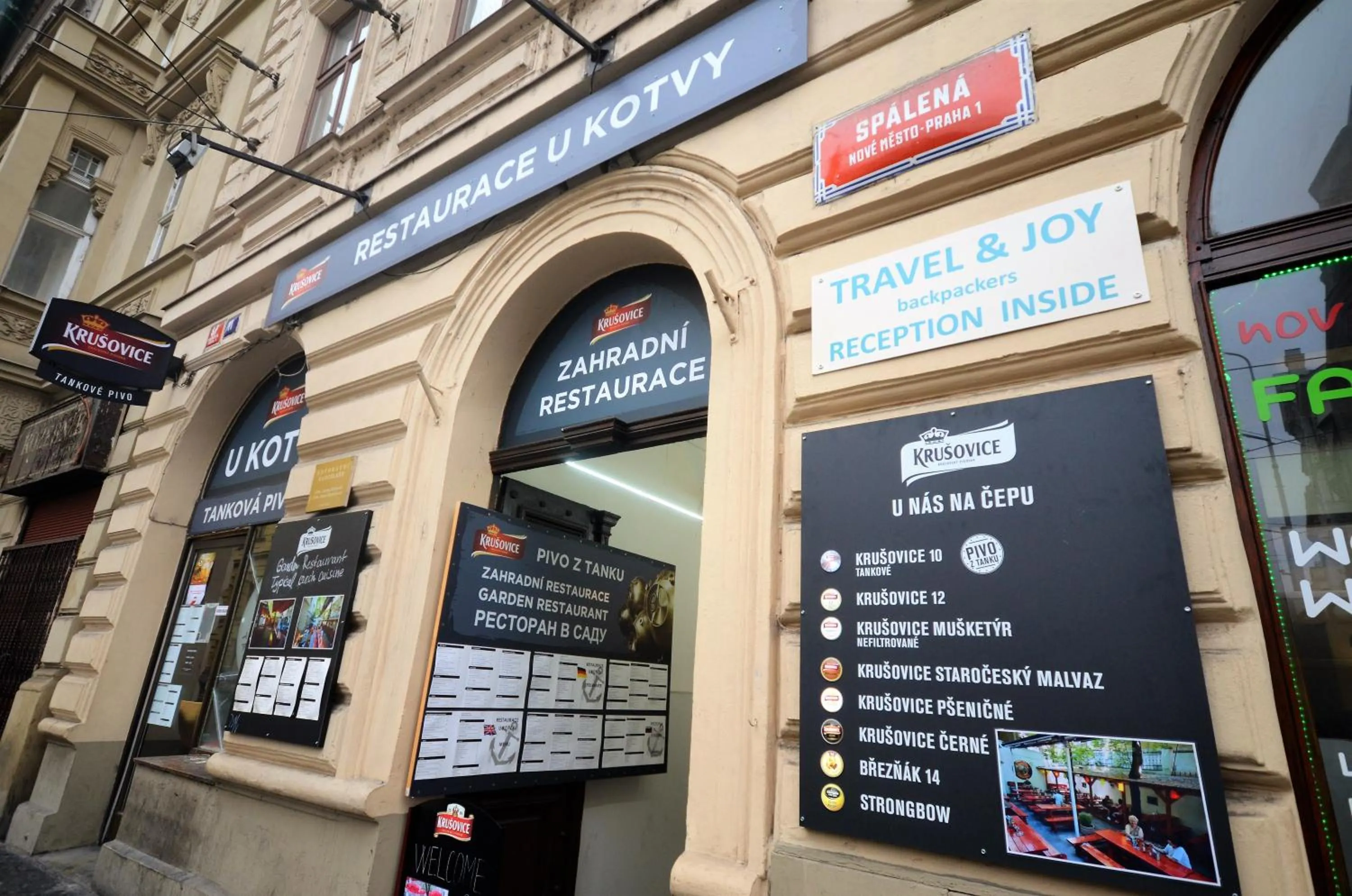 Restaurant/places to eat in Travel&Joy backpackers