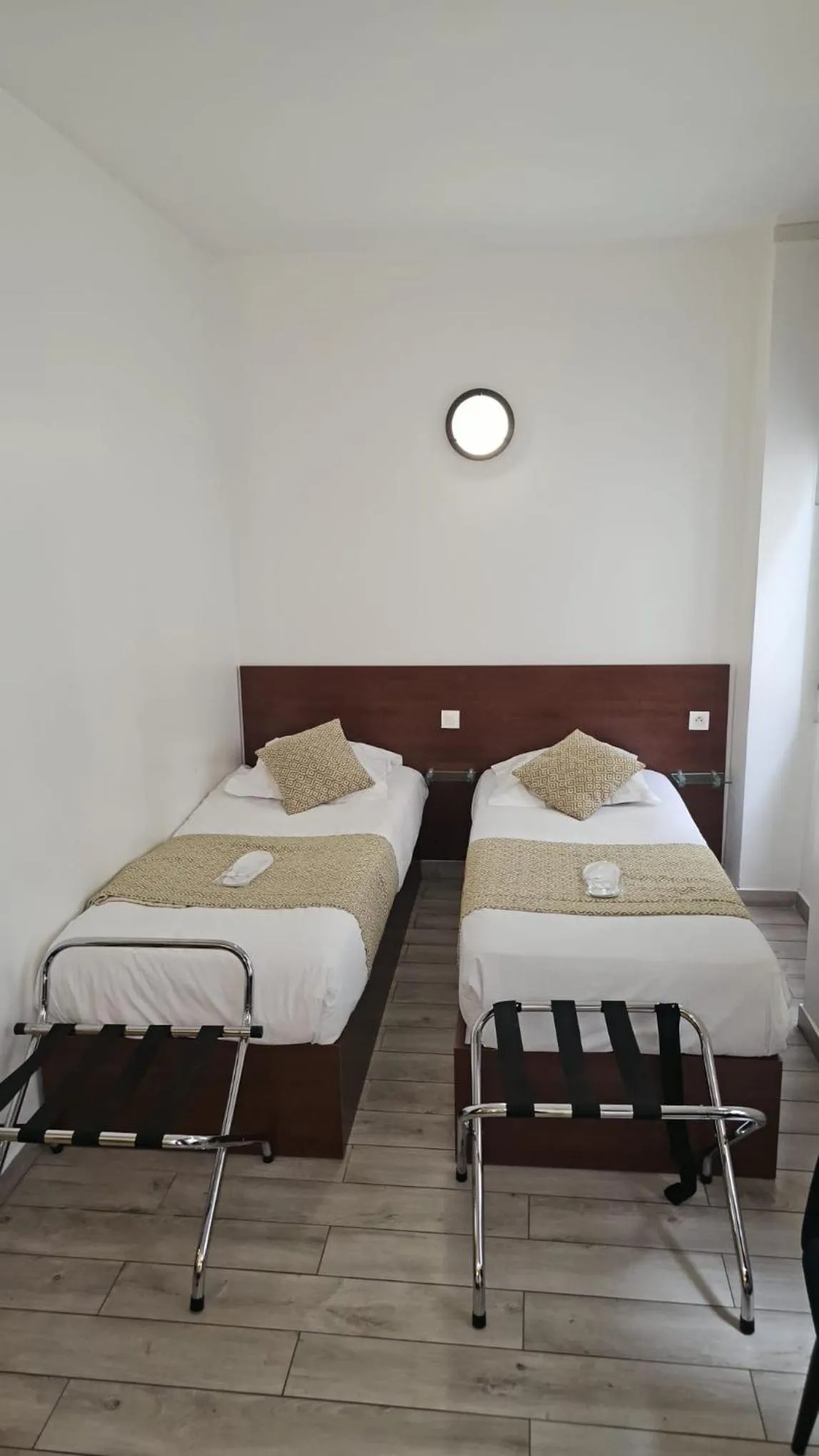 Bed in Massilia hôtel