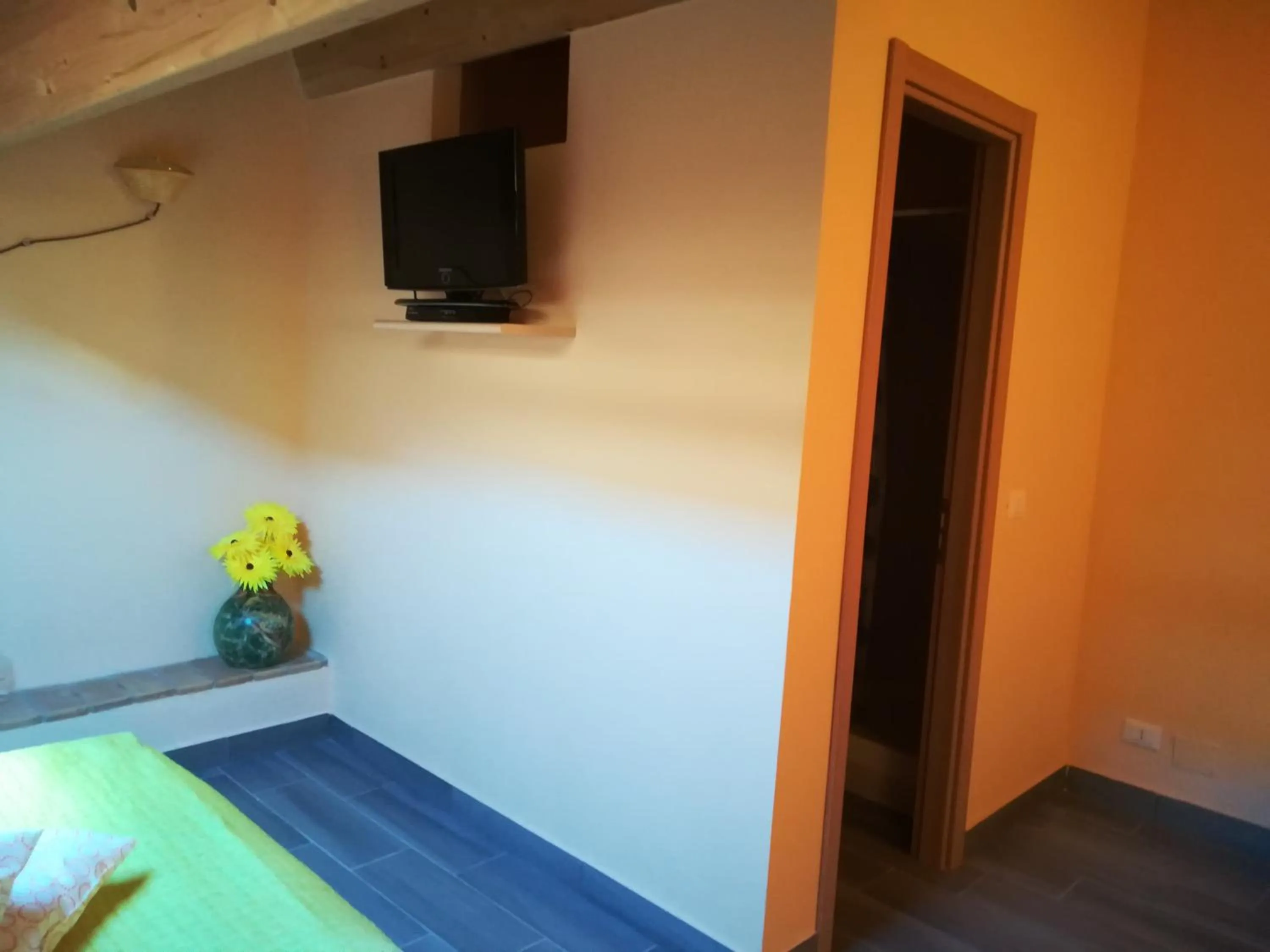 Photo of the whole room in B&B Da Nonna 'Nzia