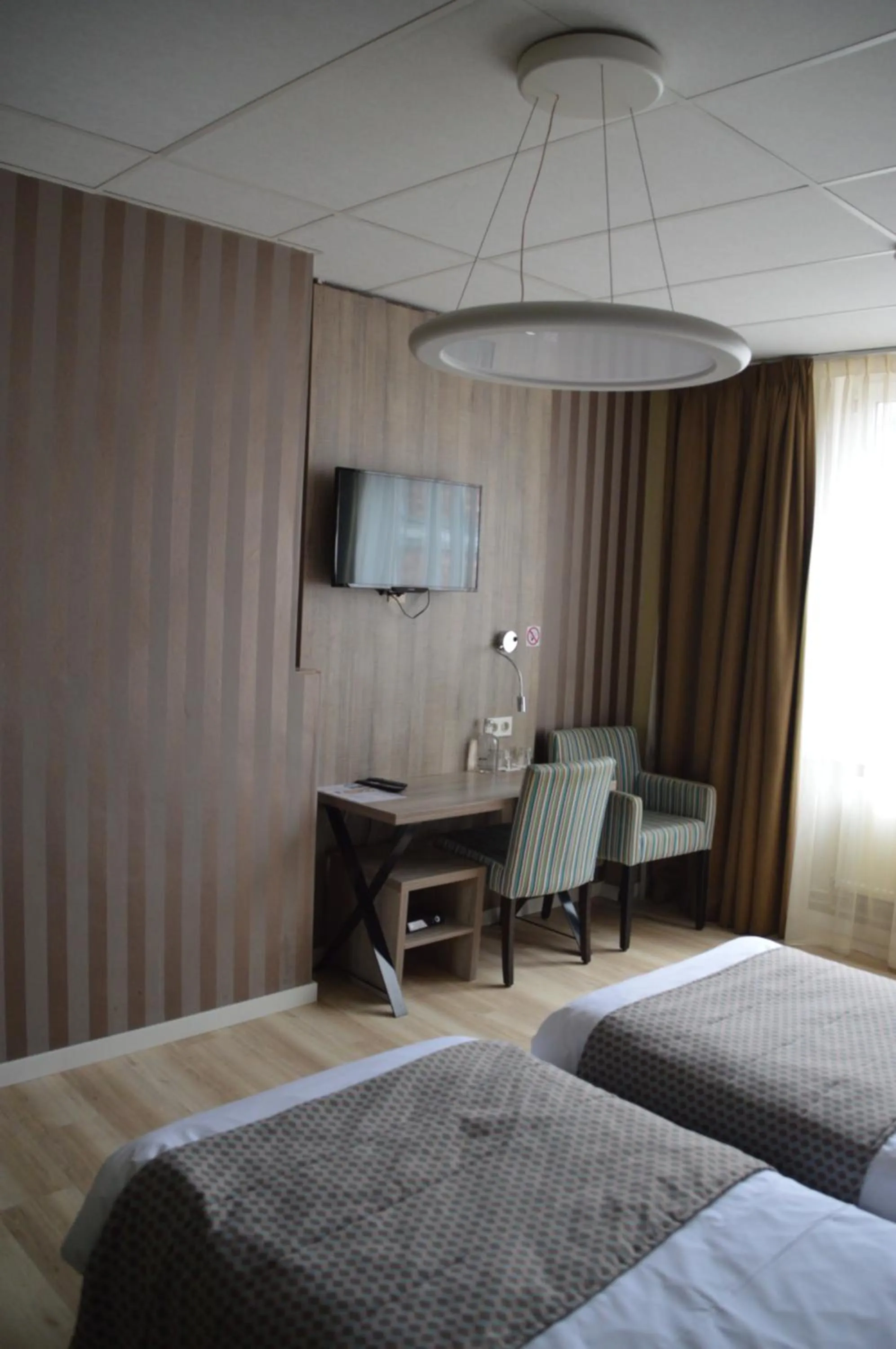 TV and multimedia, Bed in Hotel Mille Colonnes