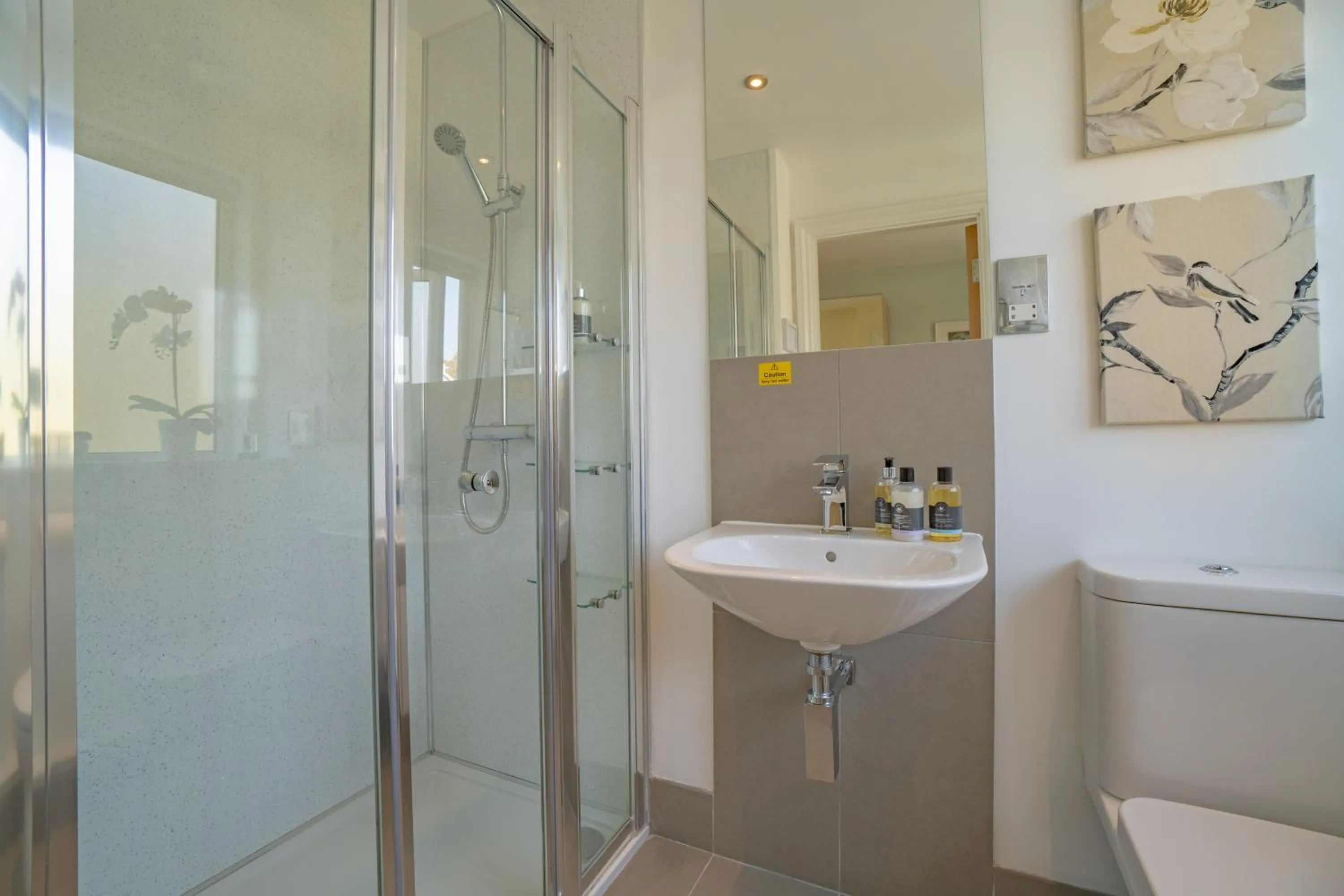 Bathroom in Awel y Mor