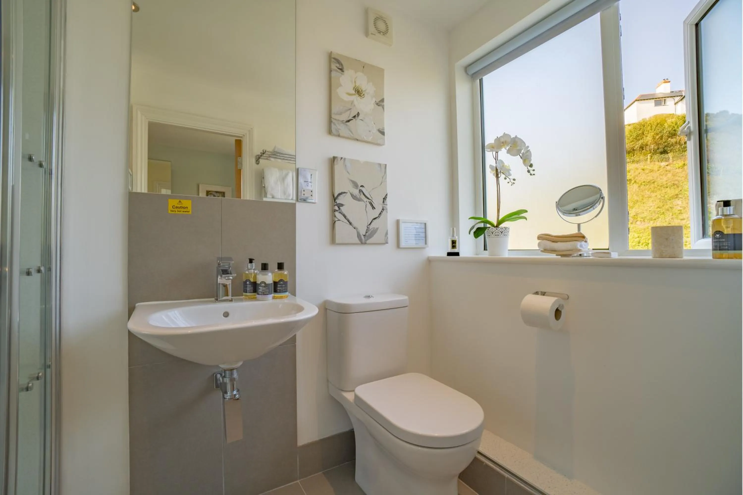 Bathroom in Awel y Mor