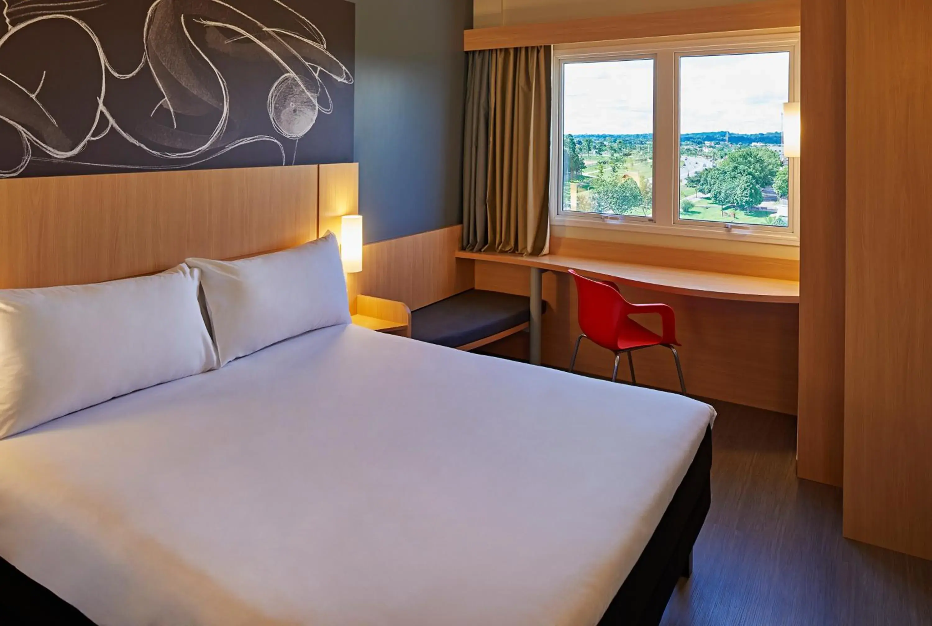 Photo of the whole room, Bed in ibis Rio Branco Photo of the whole room, Bed in ibis Rio Branco