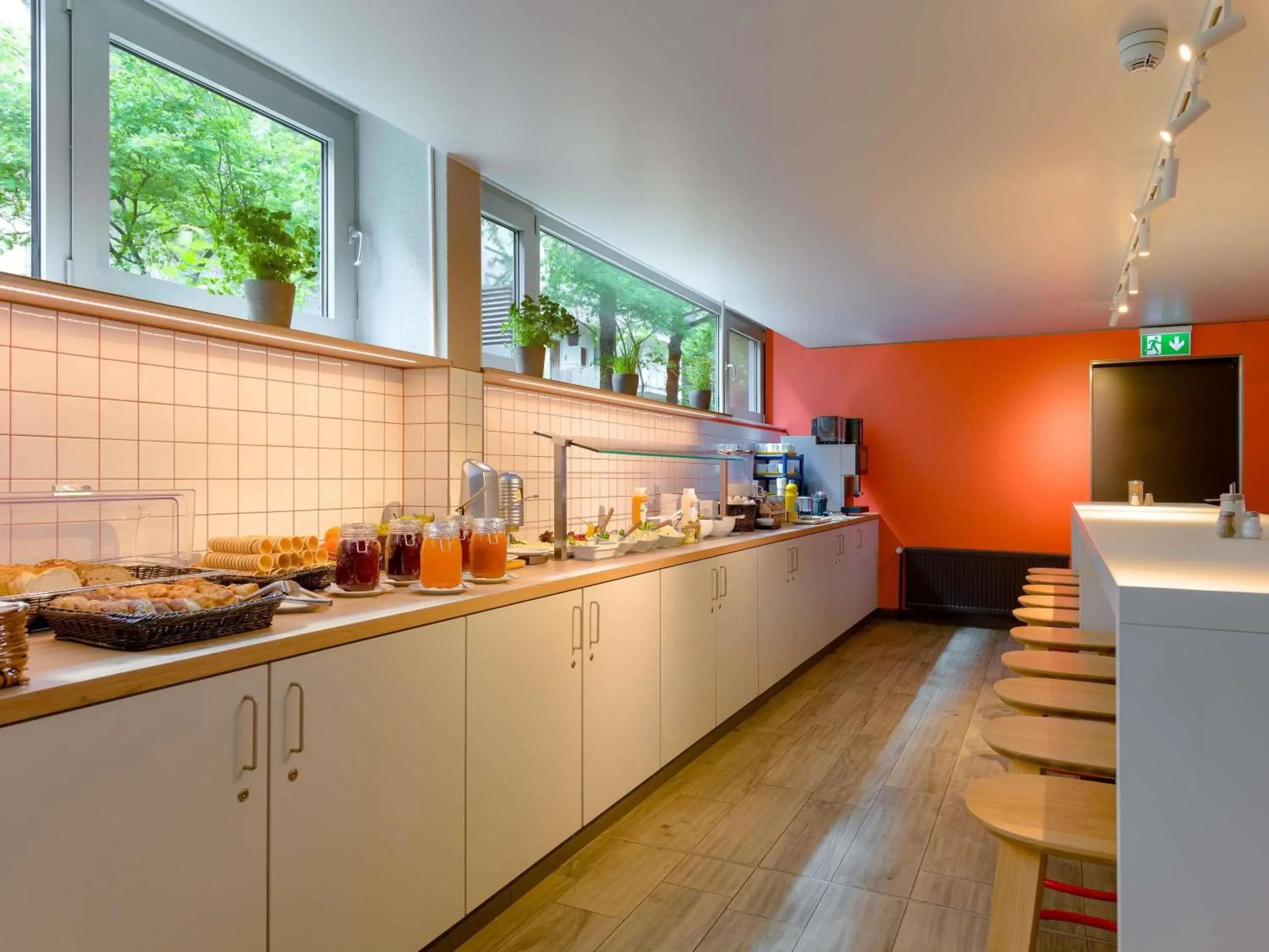 Breakfast in ibis budget Hamburg St Pauli Messe - neu renoviert Breakfast in ibis budget Hamburg St Pauli Messe - neu renoviert