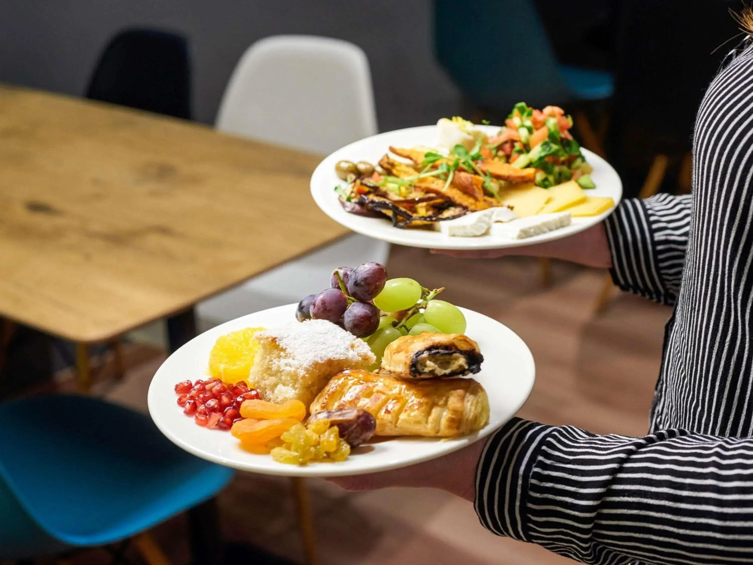 Restaurant/places to eat in ibis Jerusalem city Center - An AccorHotels Brand Restaurant/places to eat in ibis Jerusalem city Center - An AccorHotels Brand