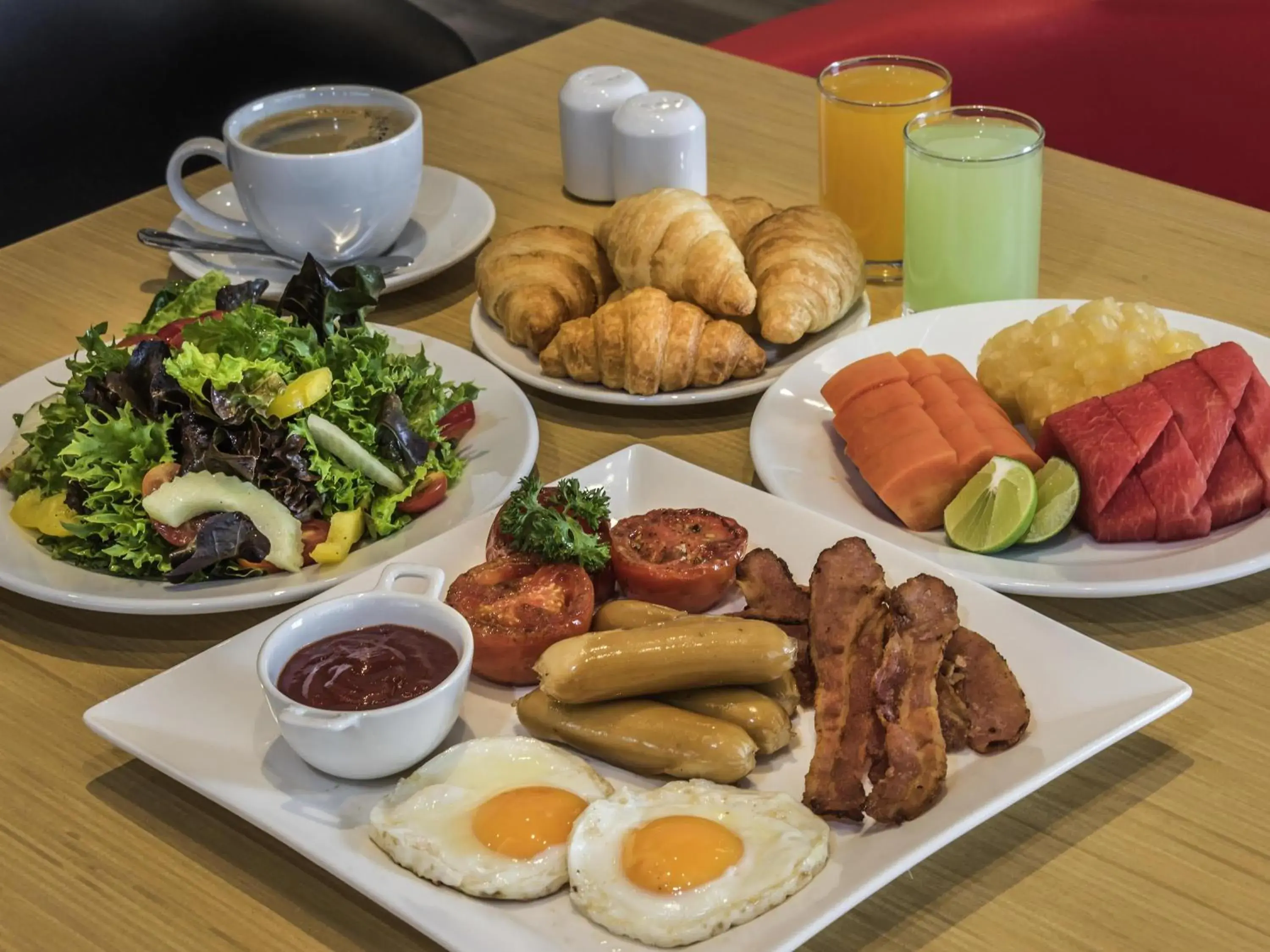 Breakfast in ibis Bangkok IMPACT Breakfast in ibis Bangkok IMPACT