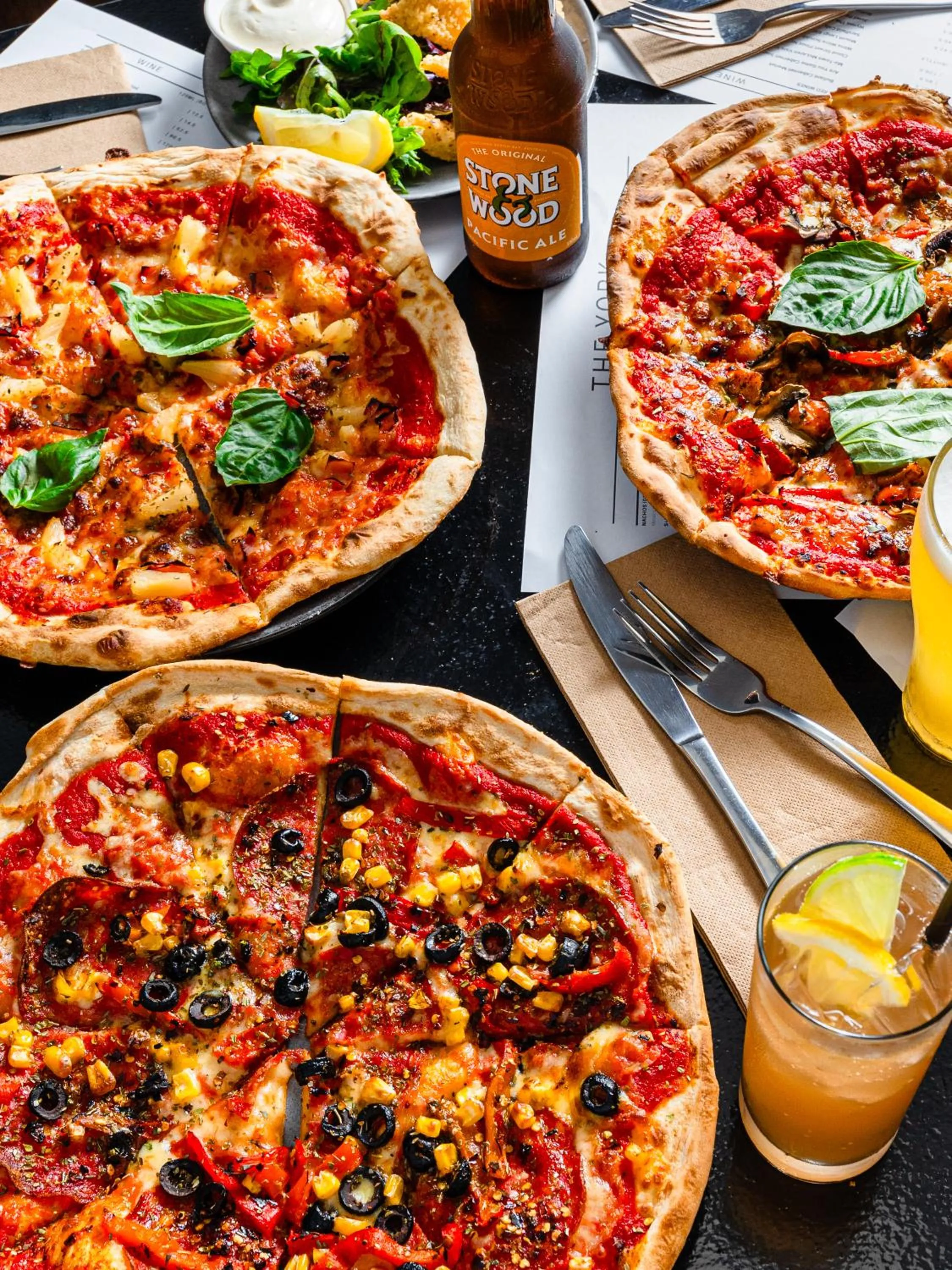 Restaurant/places to eat in m hotel