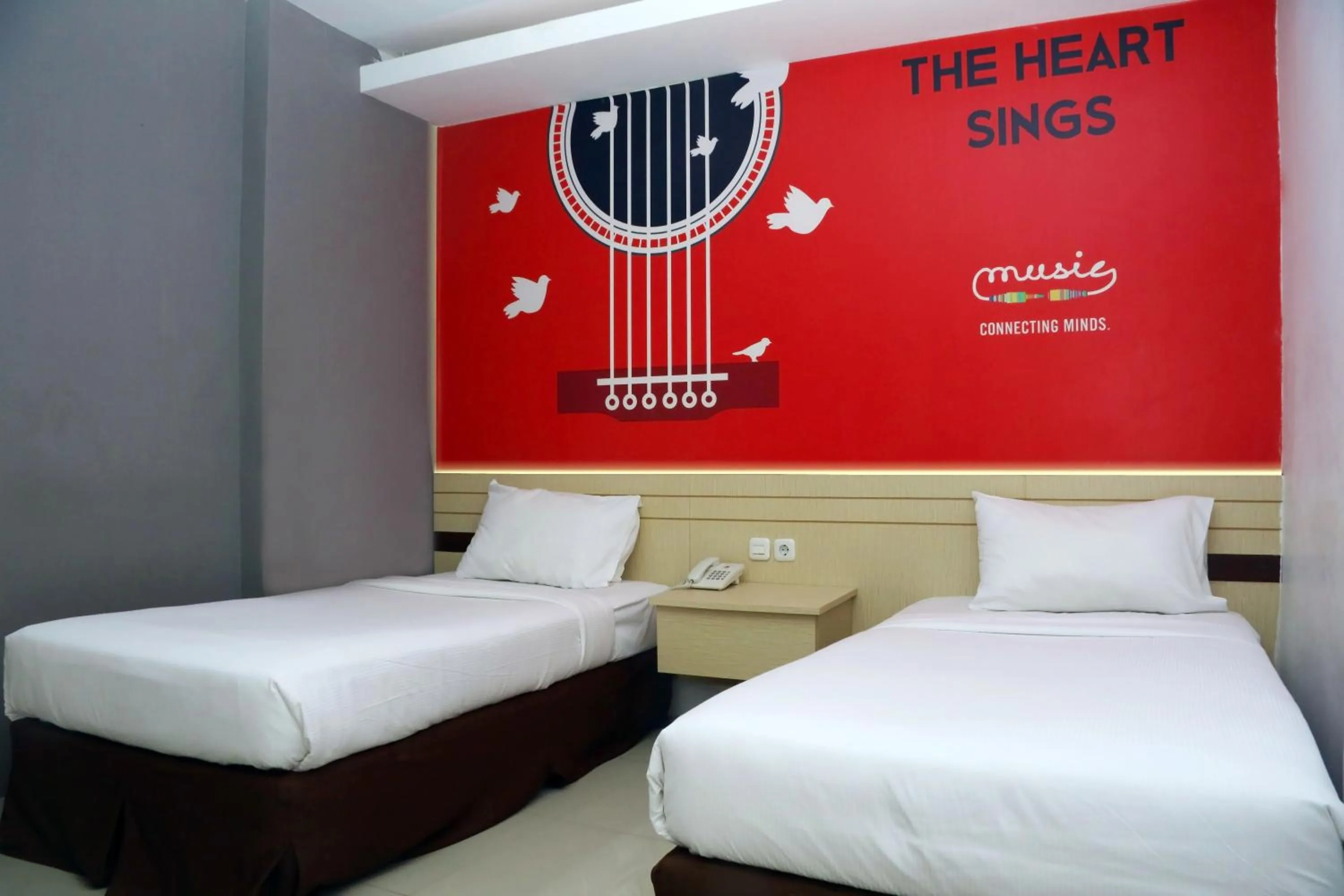 Bedroom, Bed in Front One Inn Sidoarjo