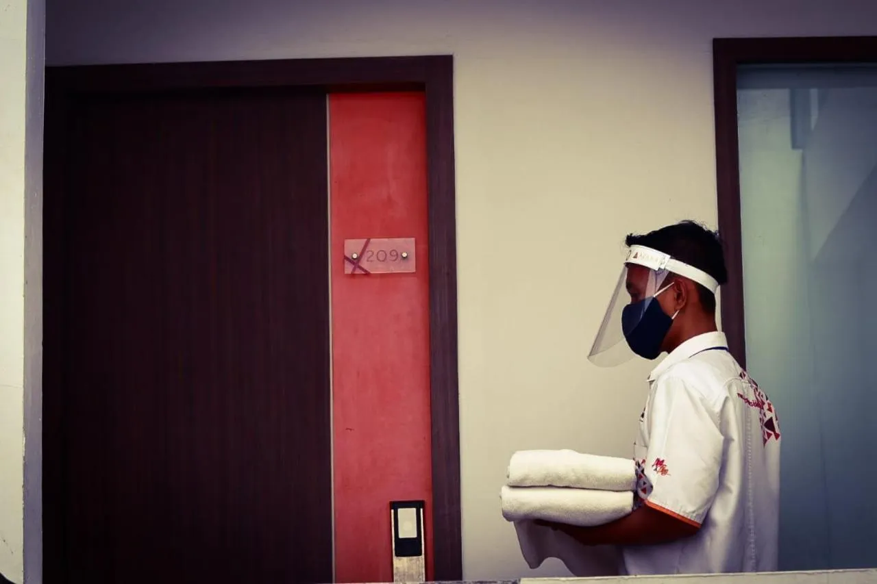 Front One Inn Sidoarjo