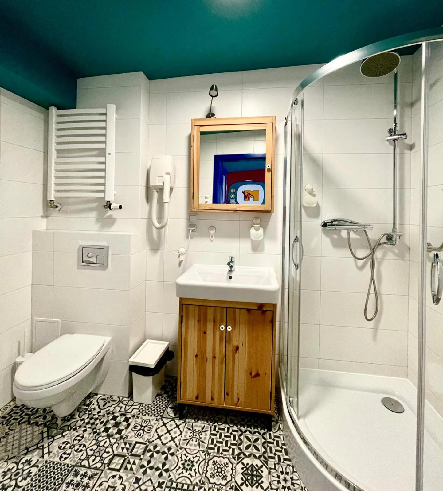 Shower in Good Times House