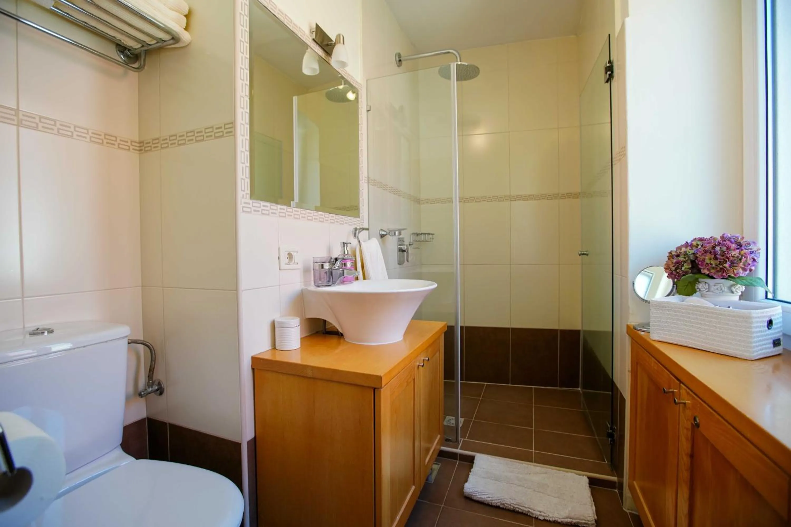 Shower in Boutique Guest Accommodation Zephyrus