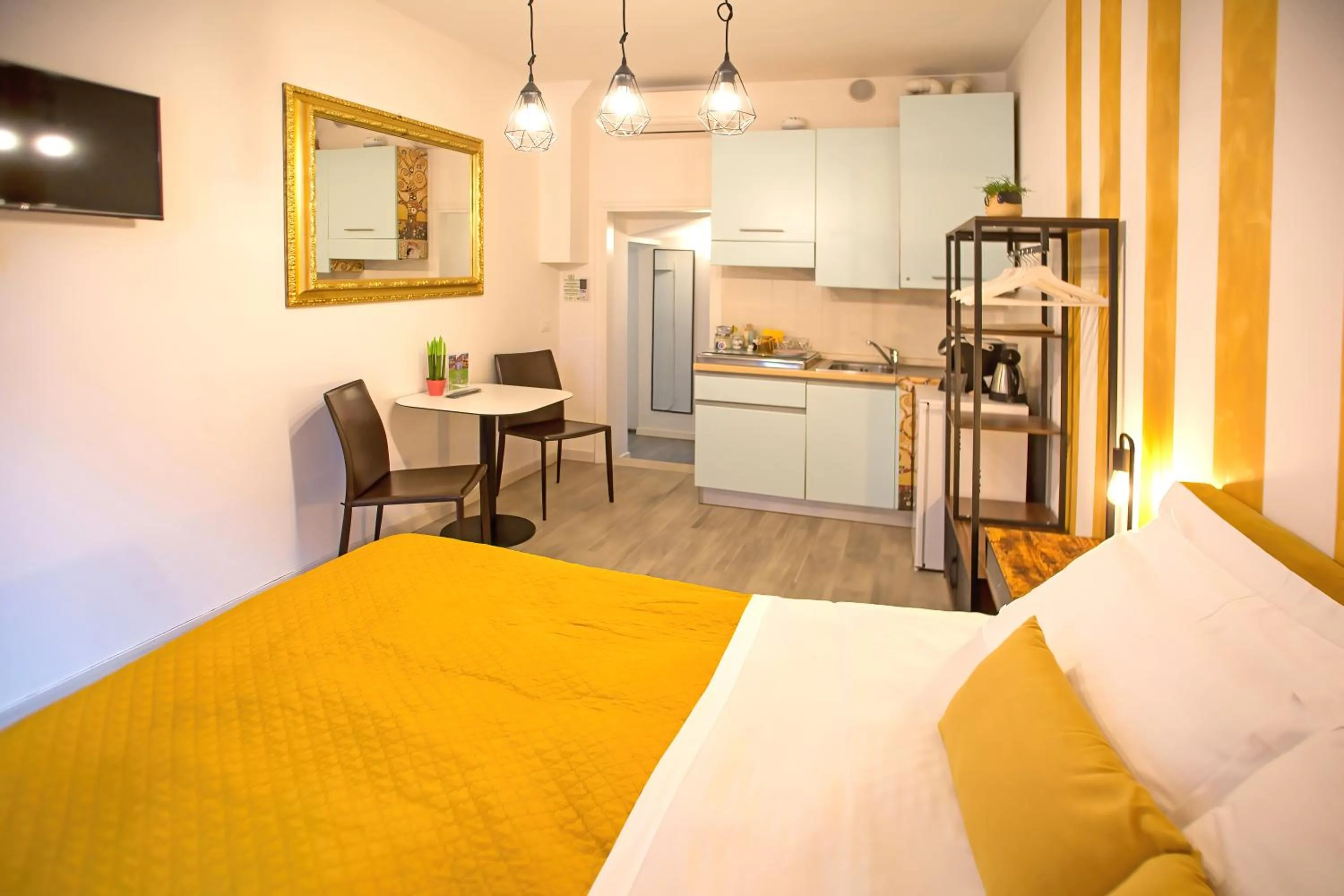 Bed in Giardino Giusti House & Court