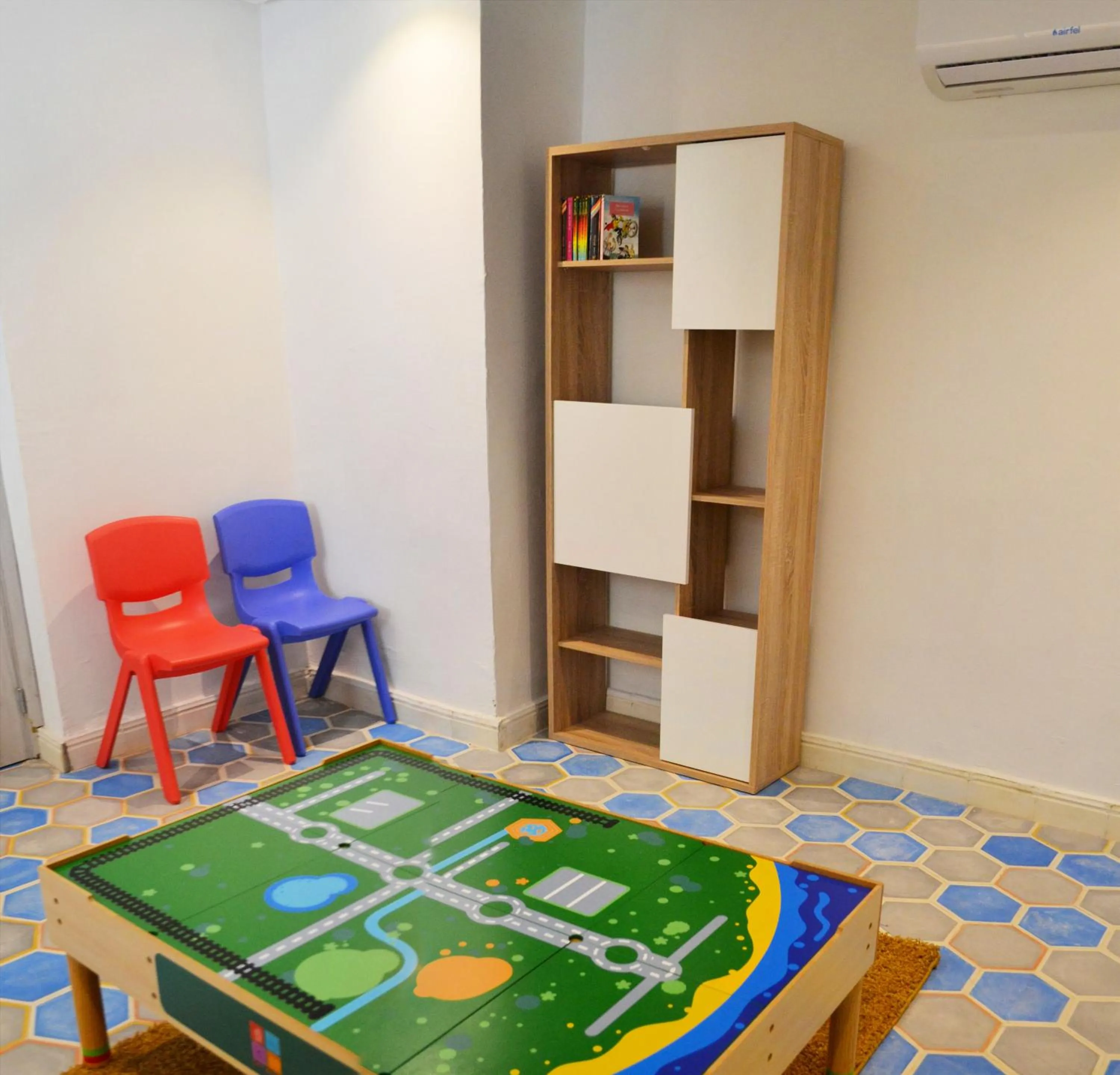 Children play ground in Wazo Appart-Hôtel