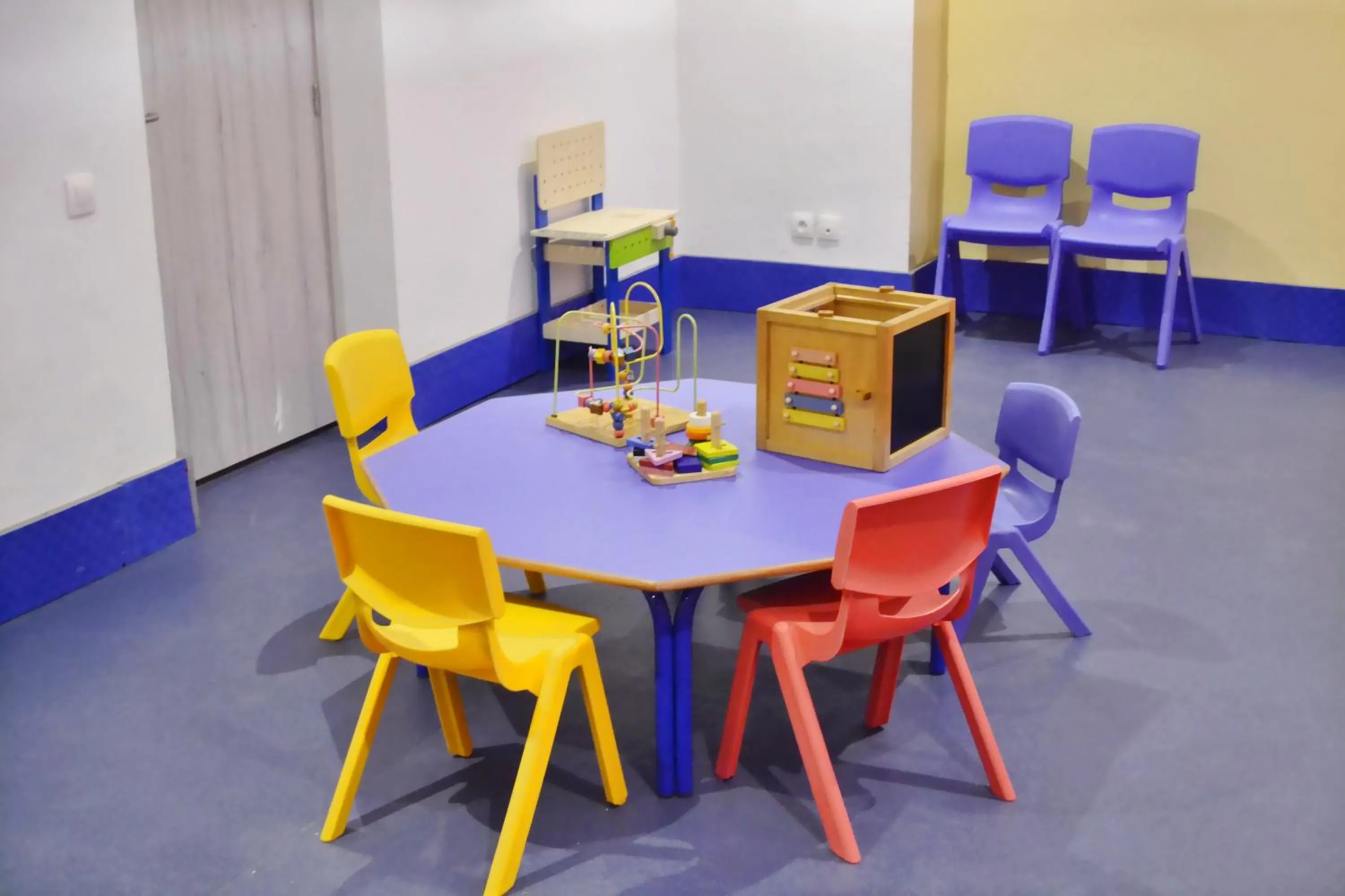 Children play ground in Wazo Appart-Hôtel