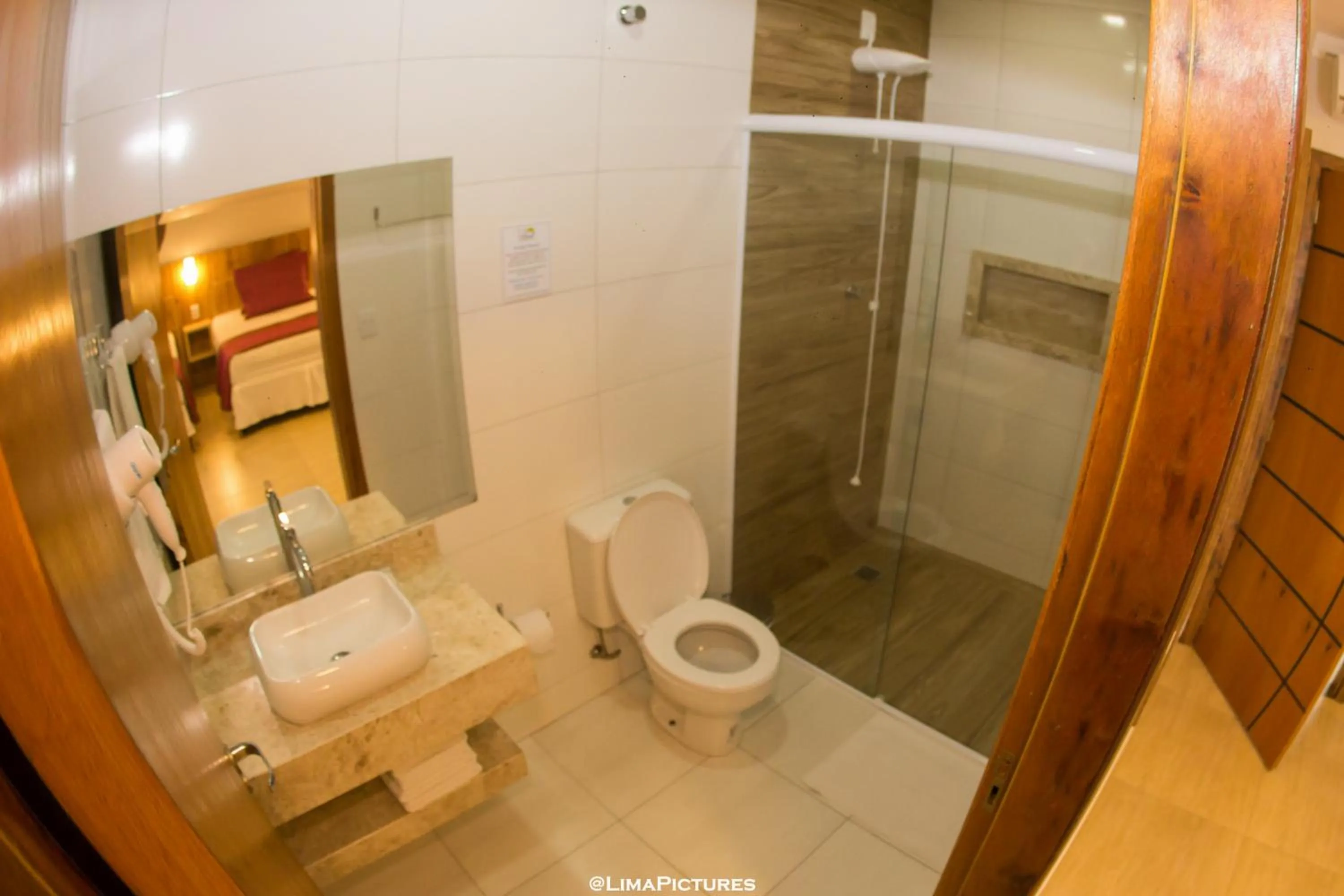 Shower in Pousada Villarejo Armação