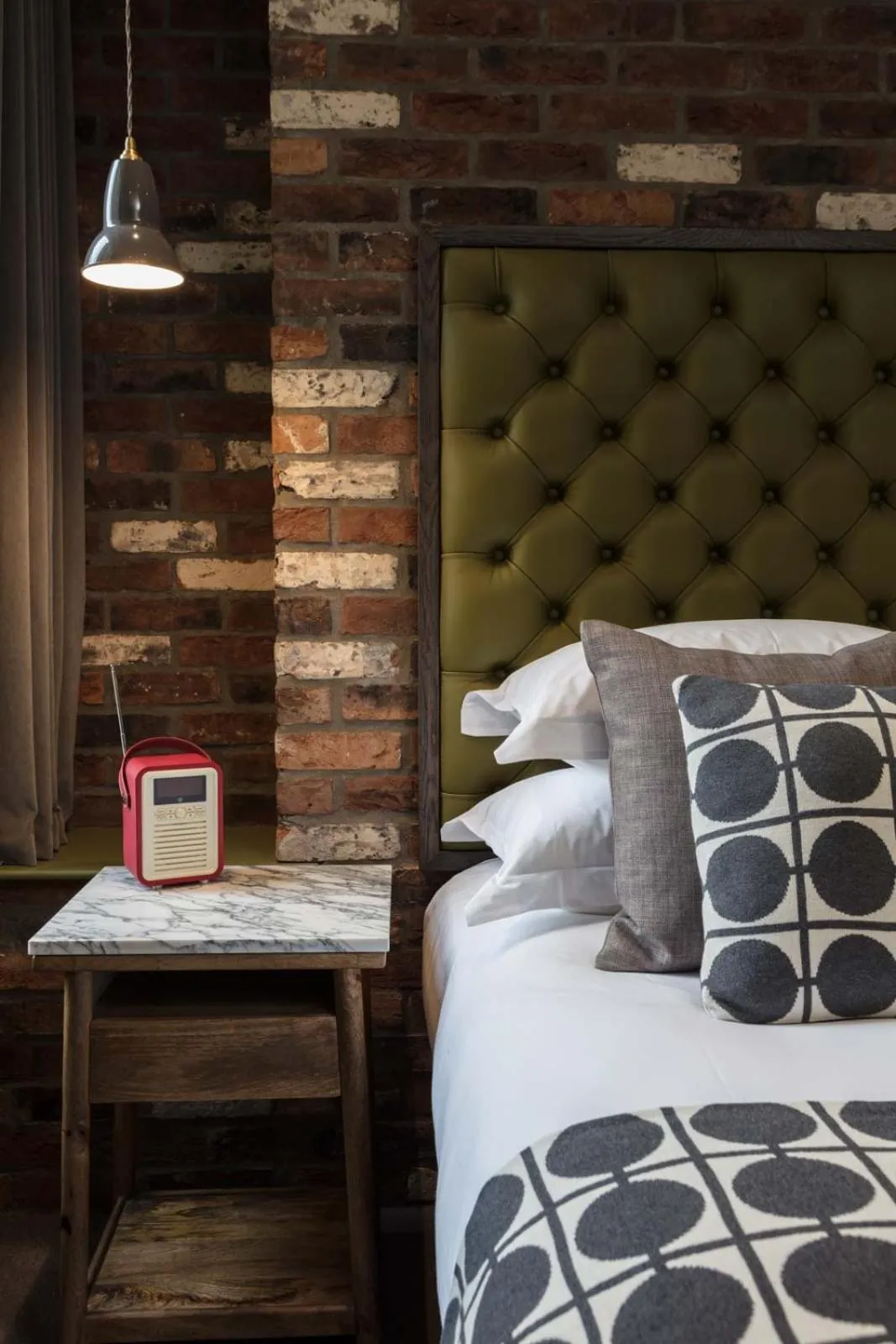 Photo of the whole room, Bed in The Driftwood Bexhill