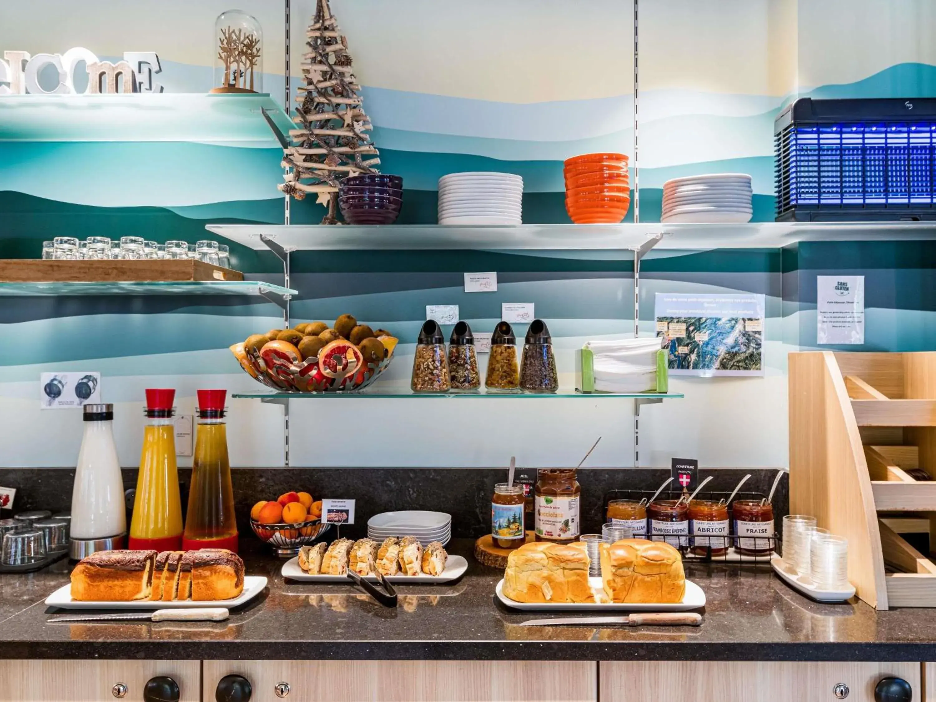 Breakfast in ibis Styles Annecy Centre Gare Breakfast in ibis Styles Annecy Centre Gare