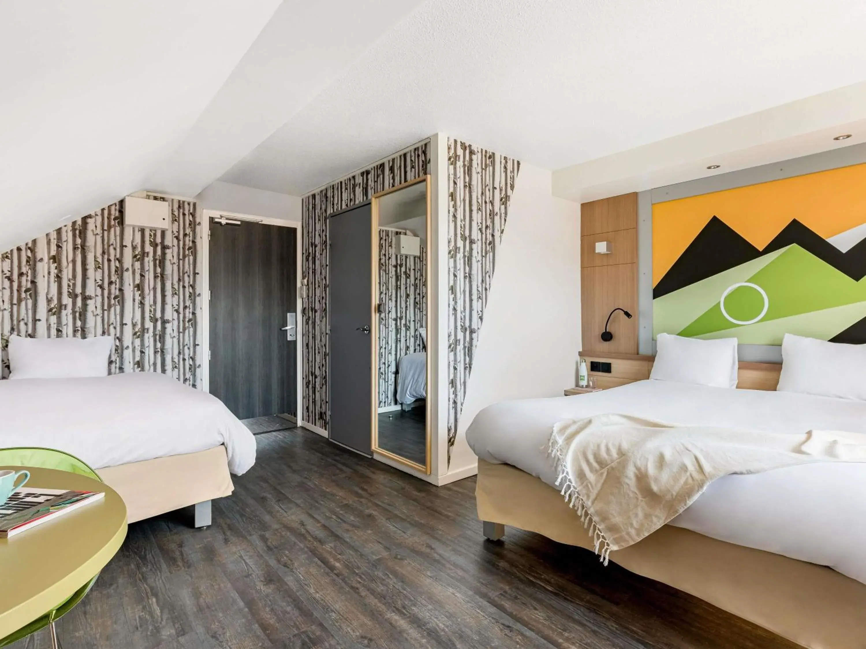 Bedroom, Bed in ibis Styles Annecy Centre Gare Bedroom, Bed in ibis Styles Annecy Centre Gare