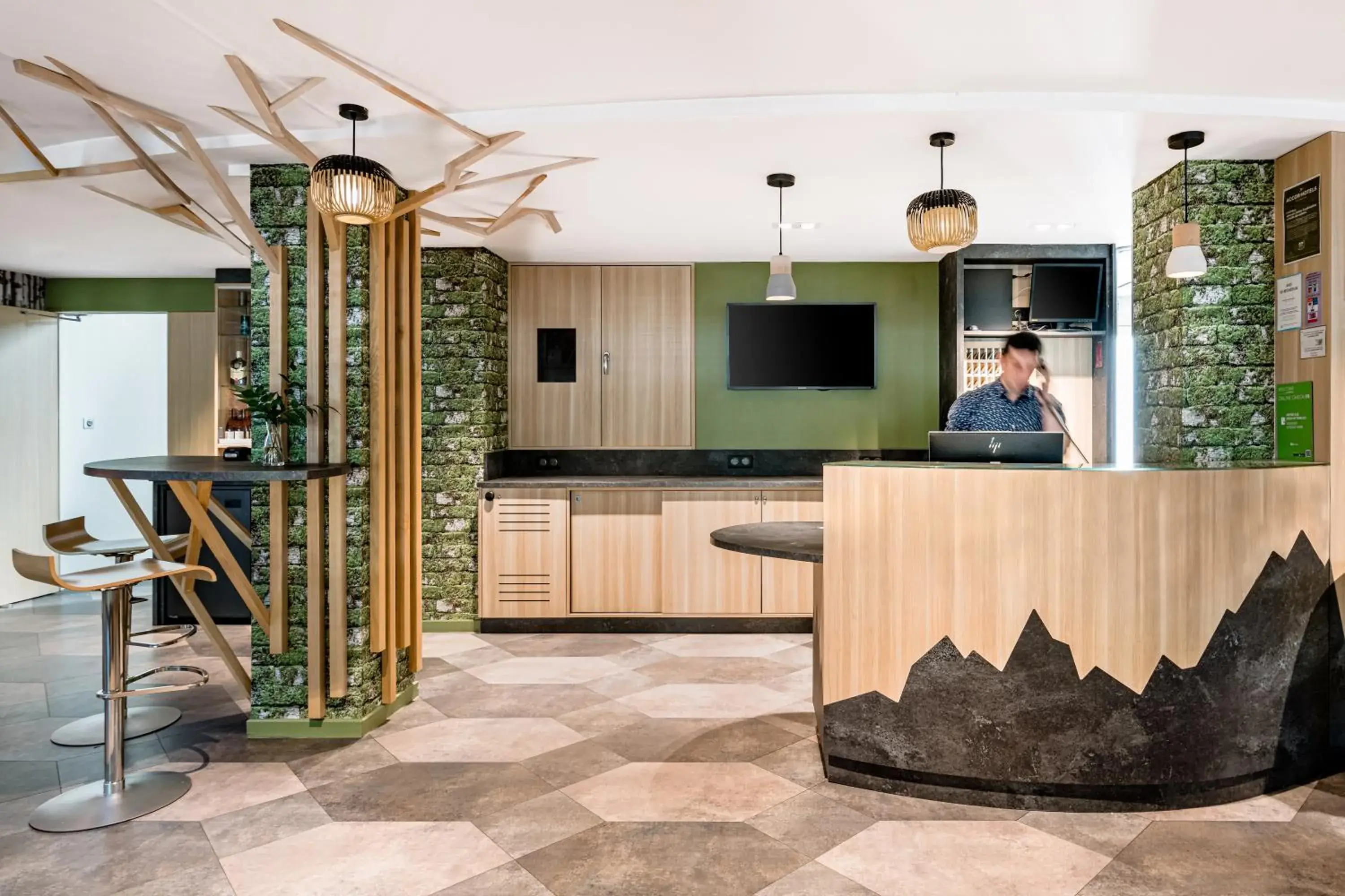 Lobby or reception in ibis Styles Annecy Centre Gare Lobby or reception in ibis Styles Annecy Centre Gare