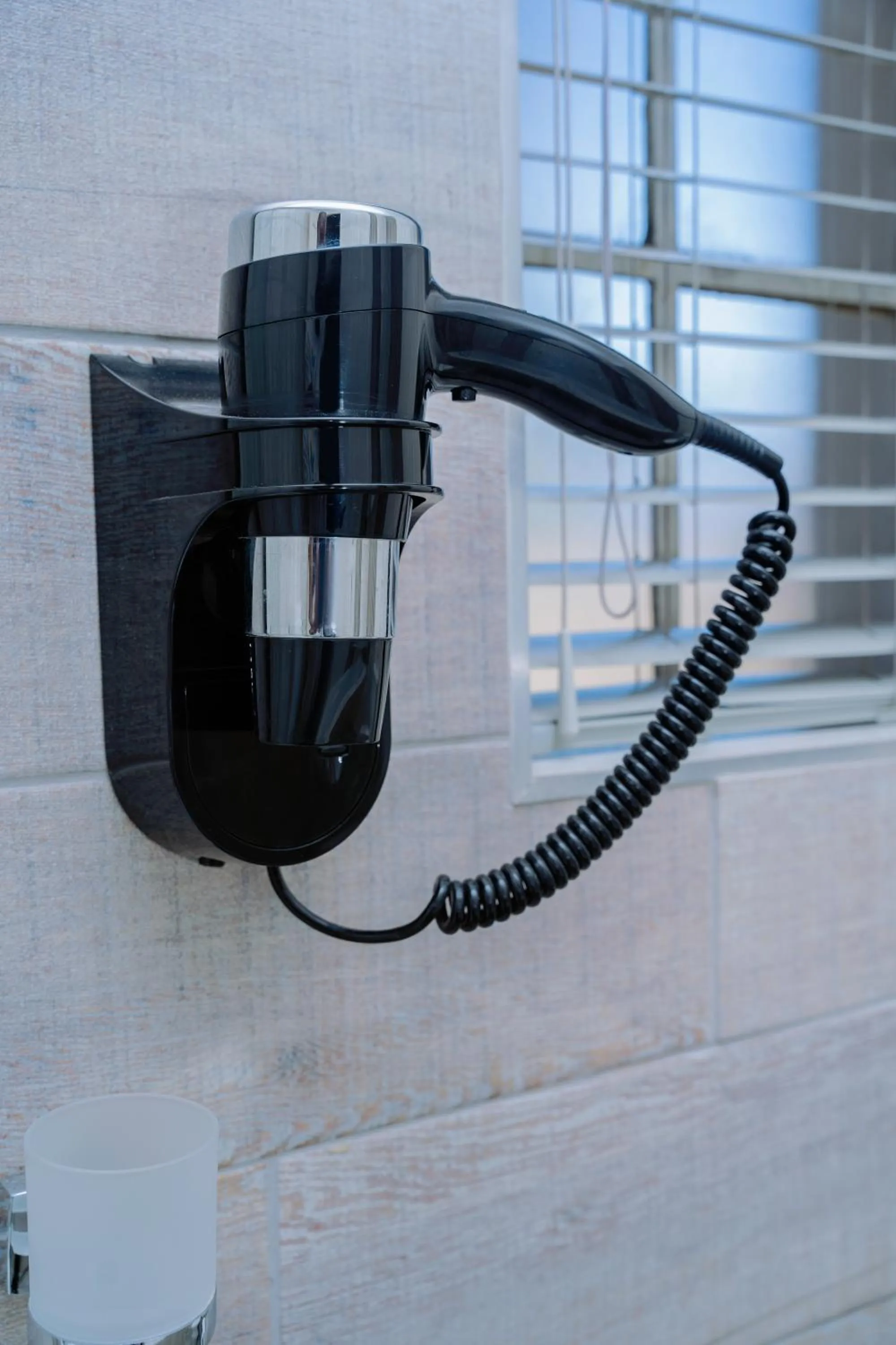 hair dryier in Q's Boutique Stay