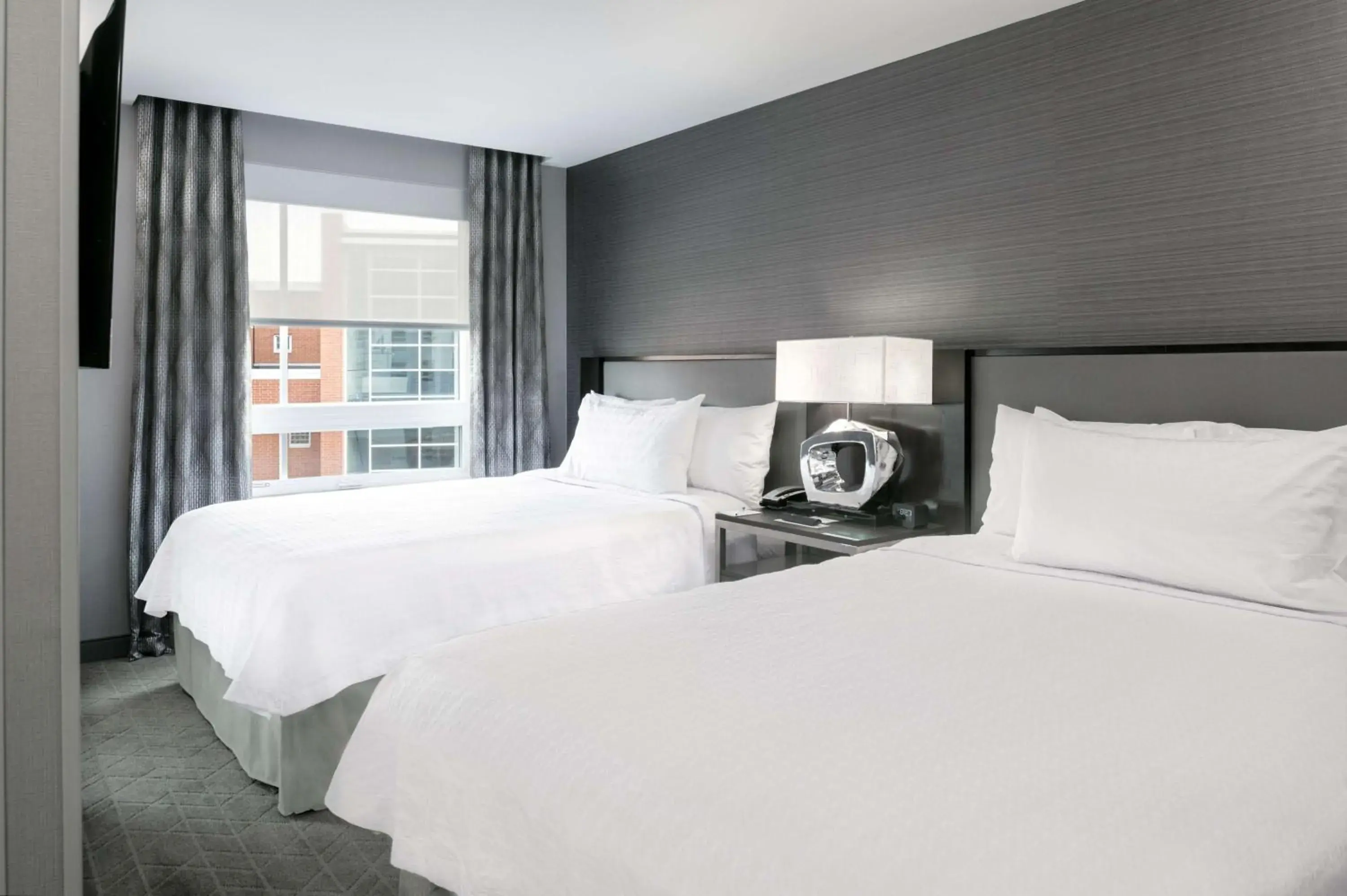 Bed in Homewood Suites By Hilton Boston Logan Airport Chelsea