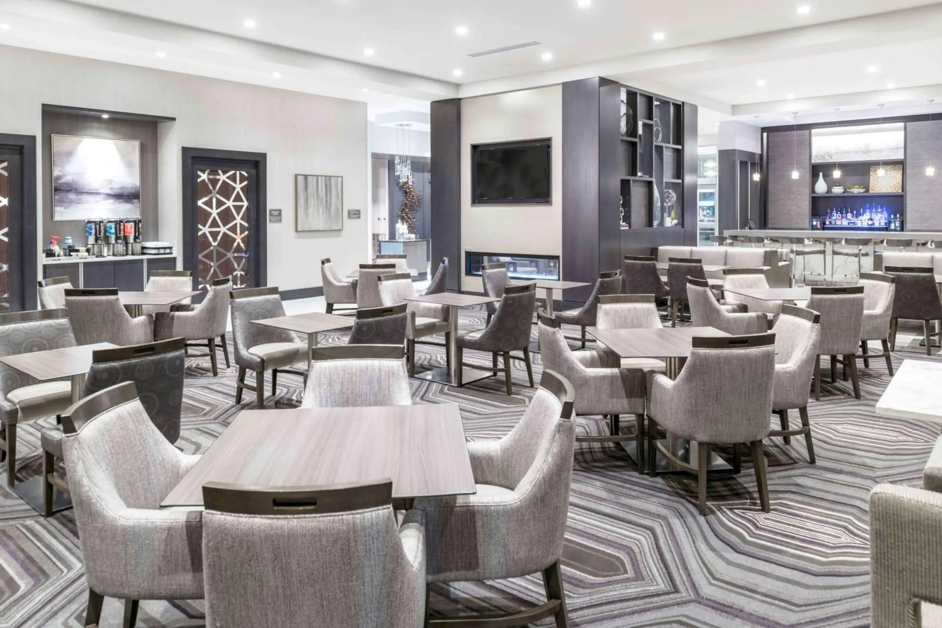 Lobby or reception, Restaurant/Places to Eat in Homewood Suites By Hilton Boston Logan Airport Chelsea