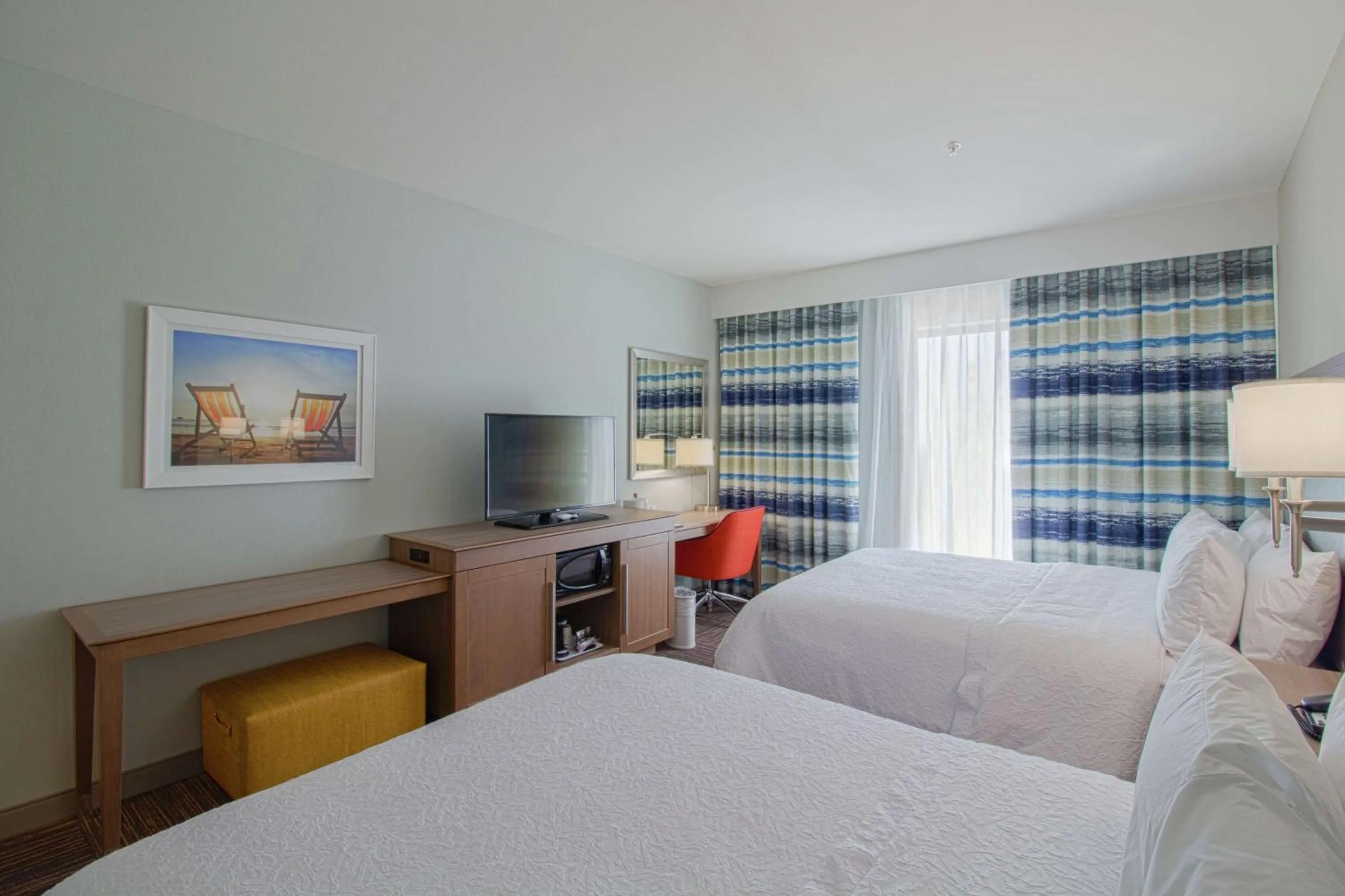 Bedroom, Bed in Hampton Inn Crestview South I-10, Fl