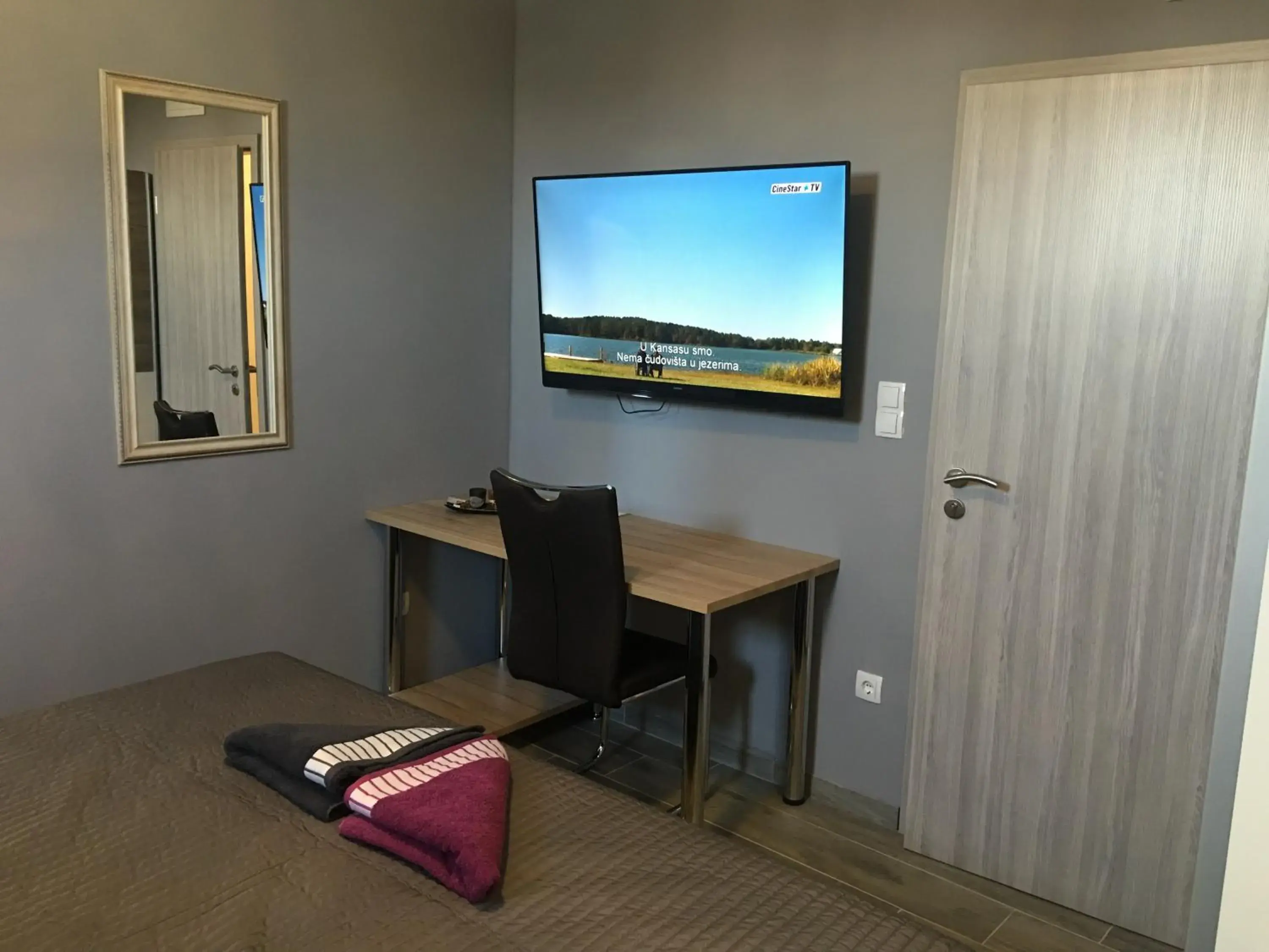 Double Room with Private Bathroom - single occupancy in Rooms & Apartments Banjac Double Room with Private Bathroom - single occupancy in Rooms & Apartments Banjac